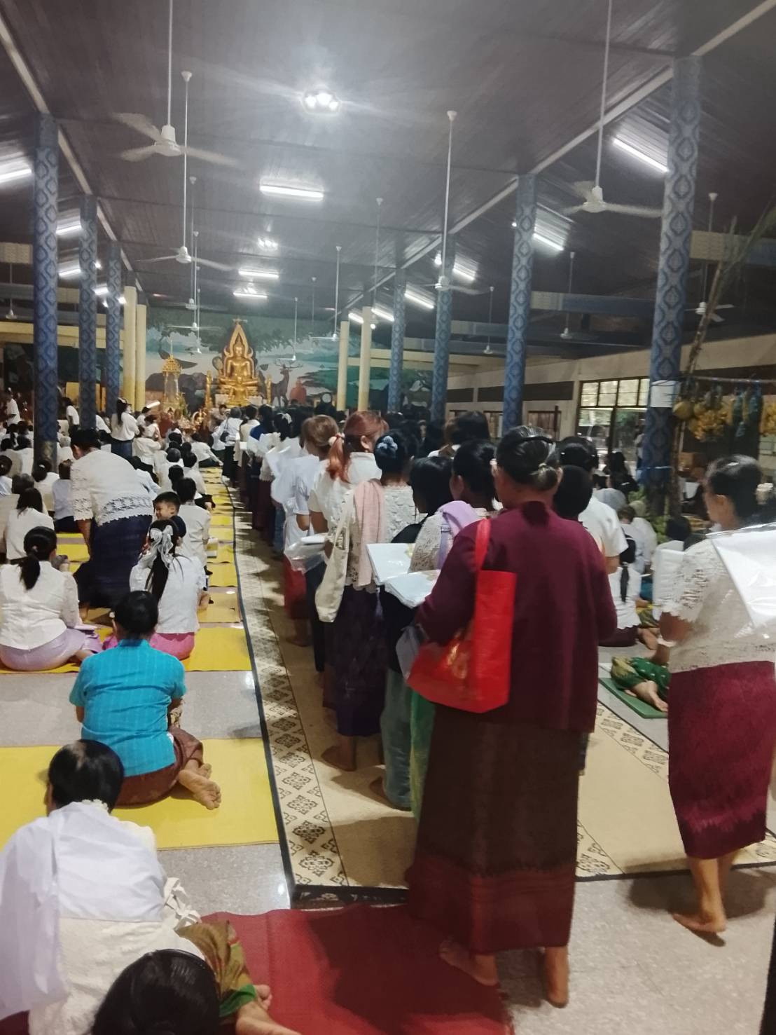 ภาพร่วมพิธีกรรมวัดป่าน้ำคำเกิ่ง