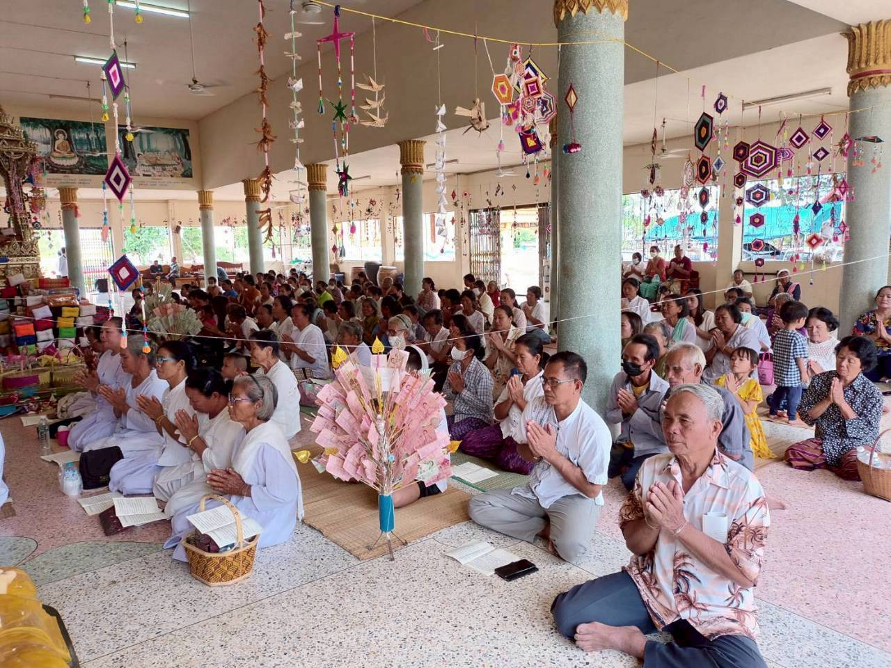 ภาพร่วมพิธีกรรมวัดโพธิ์ศรีหนองคู(บ้านหนองคู)