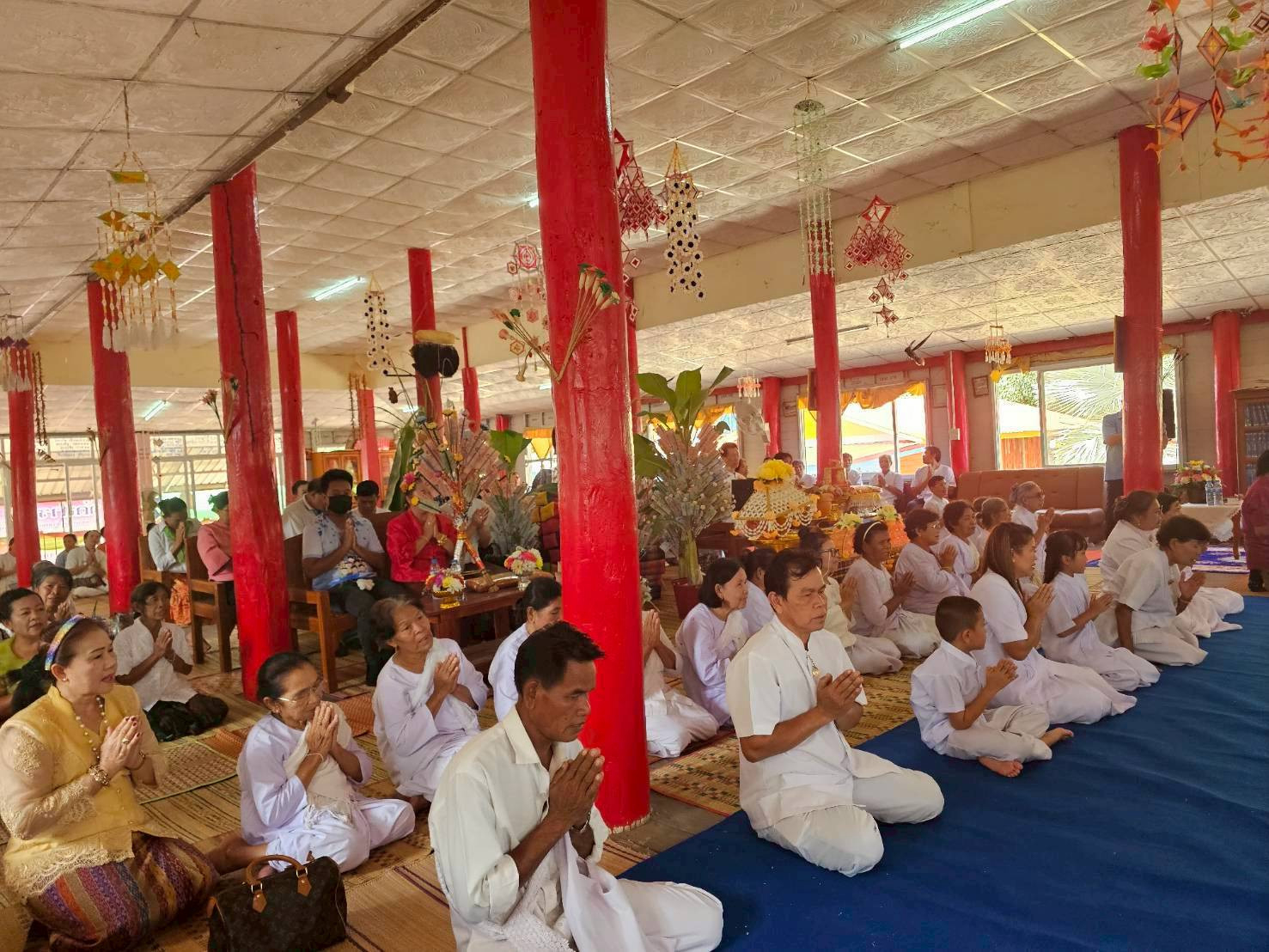 ภาพร่วมพิธีกรรมวัดสำราญ