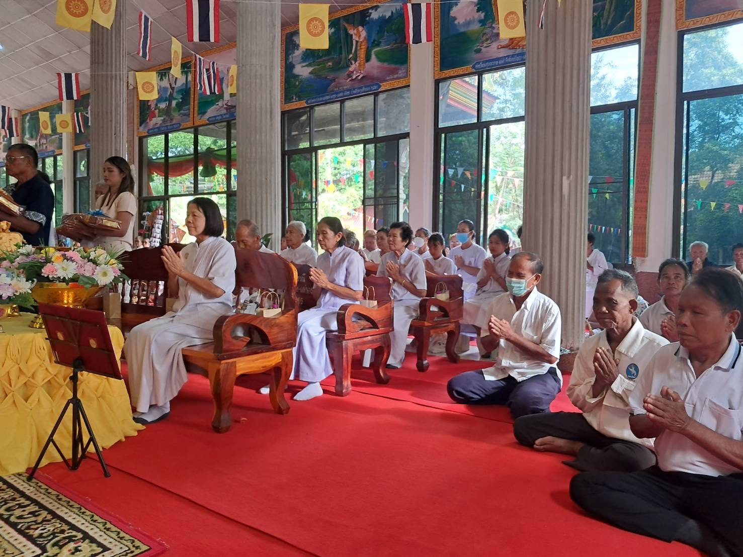 ภาพร่วมพิธีกรรมวัดศรีประทุม
