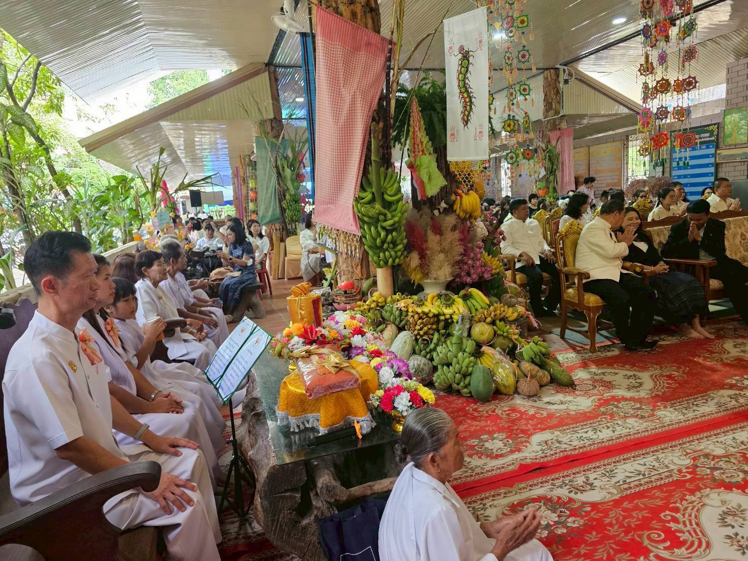 ภาพร่วมพิธีกรรมวัดโพธิ์ทอง