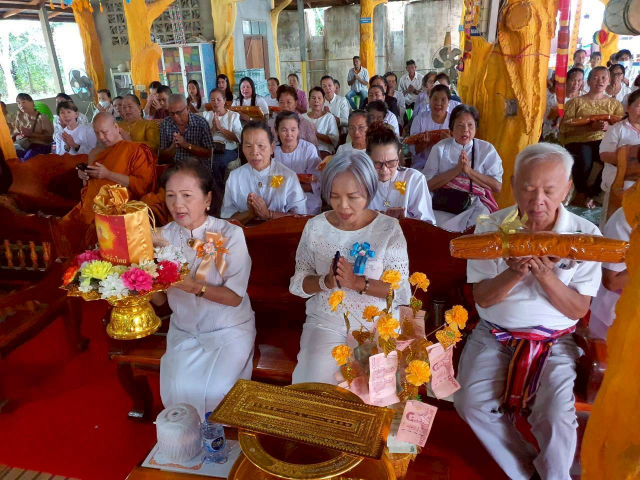 ภาพร่วมพิธีกรรมวัดสุนทราวาส