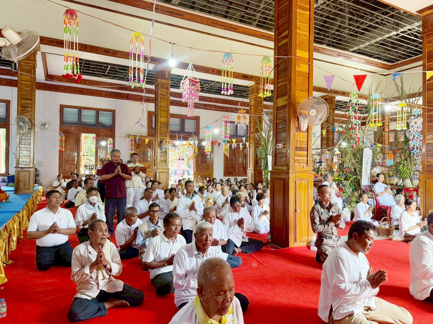 ภาพร่วมพิธีกรรมวัดบูรพาสามัคคี