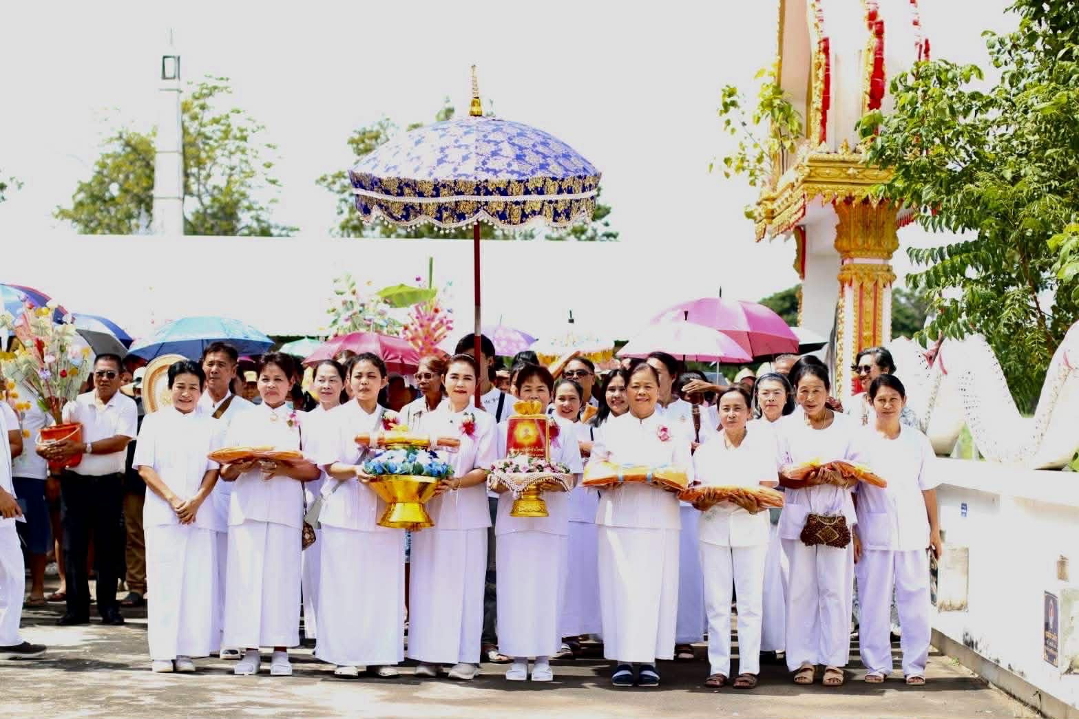 ภาพร่วมพิธีกรรมวัดซับไทร