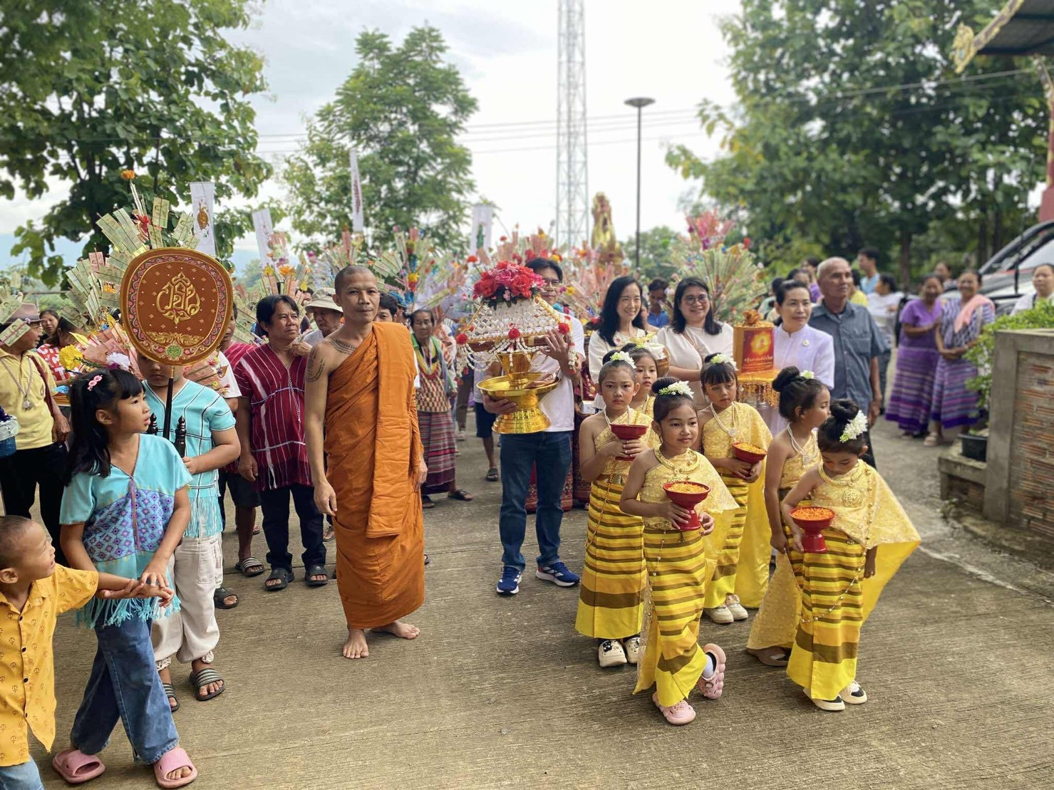ภาพร่วมพิธีกรรมวัดวังหลวง