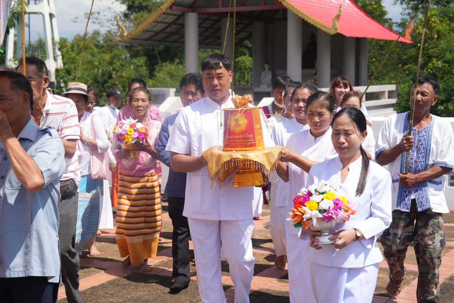 ภาพร่วมพิธีกรรมวัดแปลงห้า