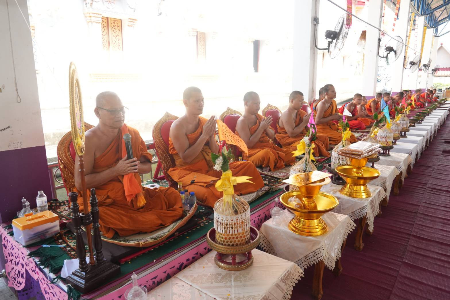 ภาพร่วมพิธีกรรมวัดแปลงห้า