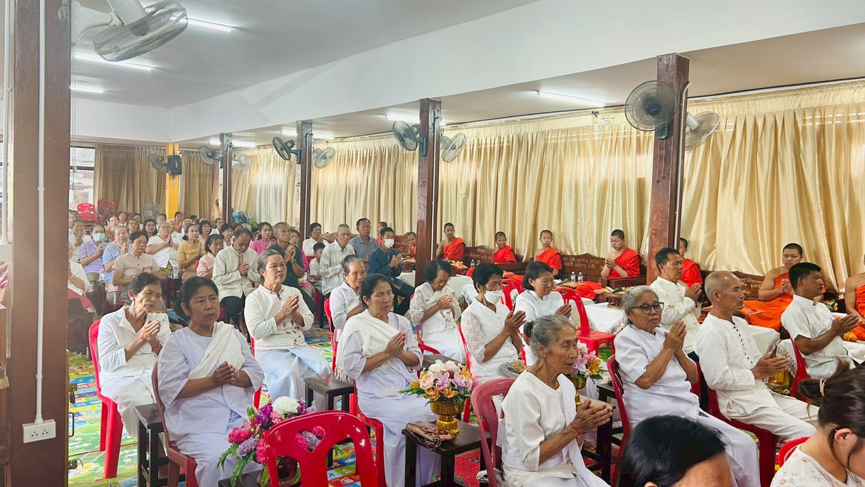 ภาพร่วมพิธีกรรมวัดบุปผาราม