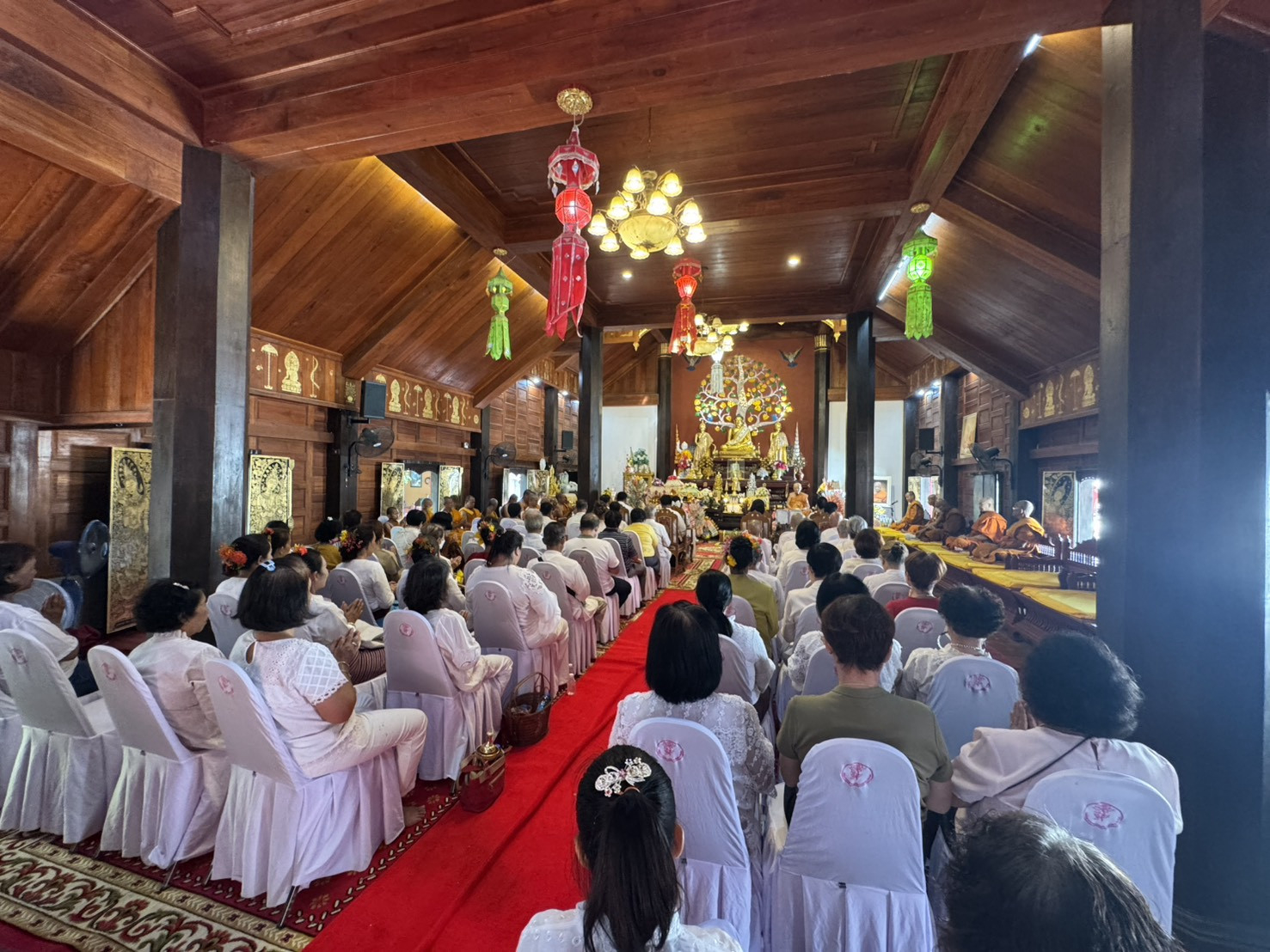 ภาพร่วมพิธีกรรมวัดโมกขวนาราม