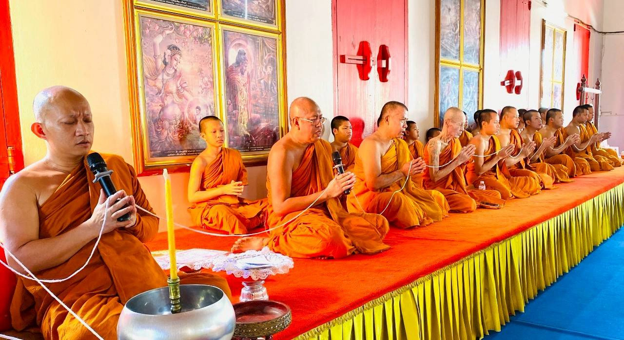 ภาพร่วมพิธีกรรมวัดชัยมงคล