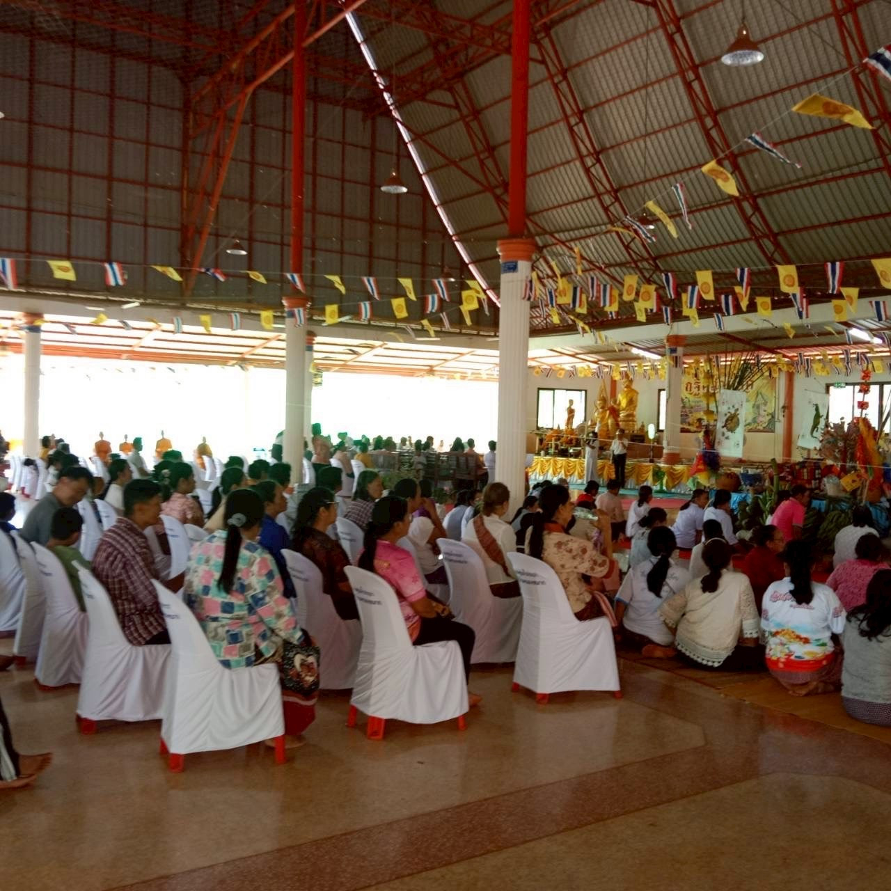 ภาพร่วมพิธีกรรมวัดหนองขนาก