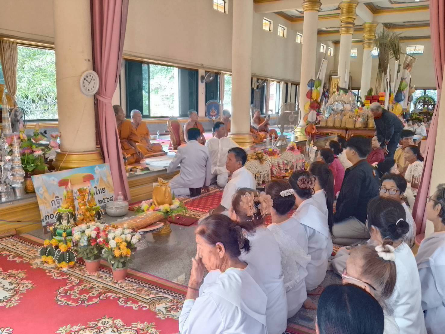 ภาพร่วมพิธีกรรมวัดสระกัญญาราช