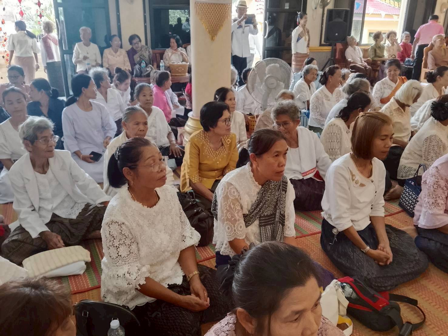 ภาพร่วมพิธีกรรมวัดสระกัญญาราช