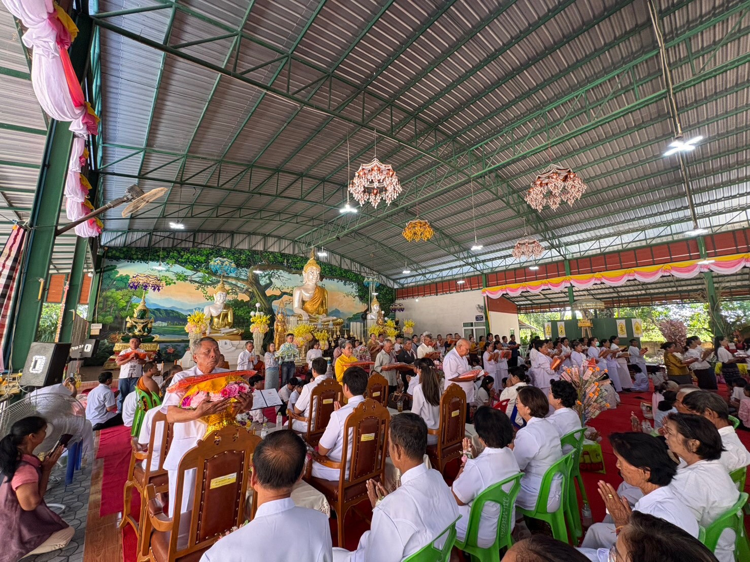 ภาพร่วมพิธีกรรมวัดป่าหนองโน