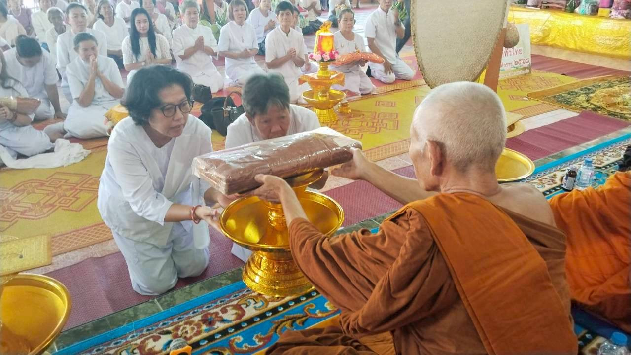 ภาพร่วมพิธีกรรมวัดมโนธรรมทาน