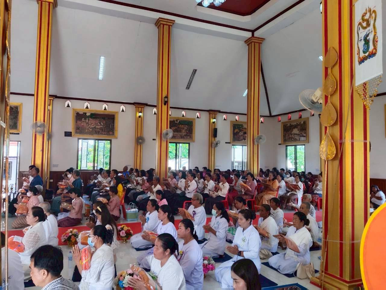 ภาพร่วมพิธีกรรมวัดศรีสวาท