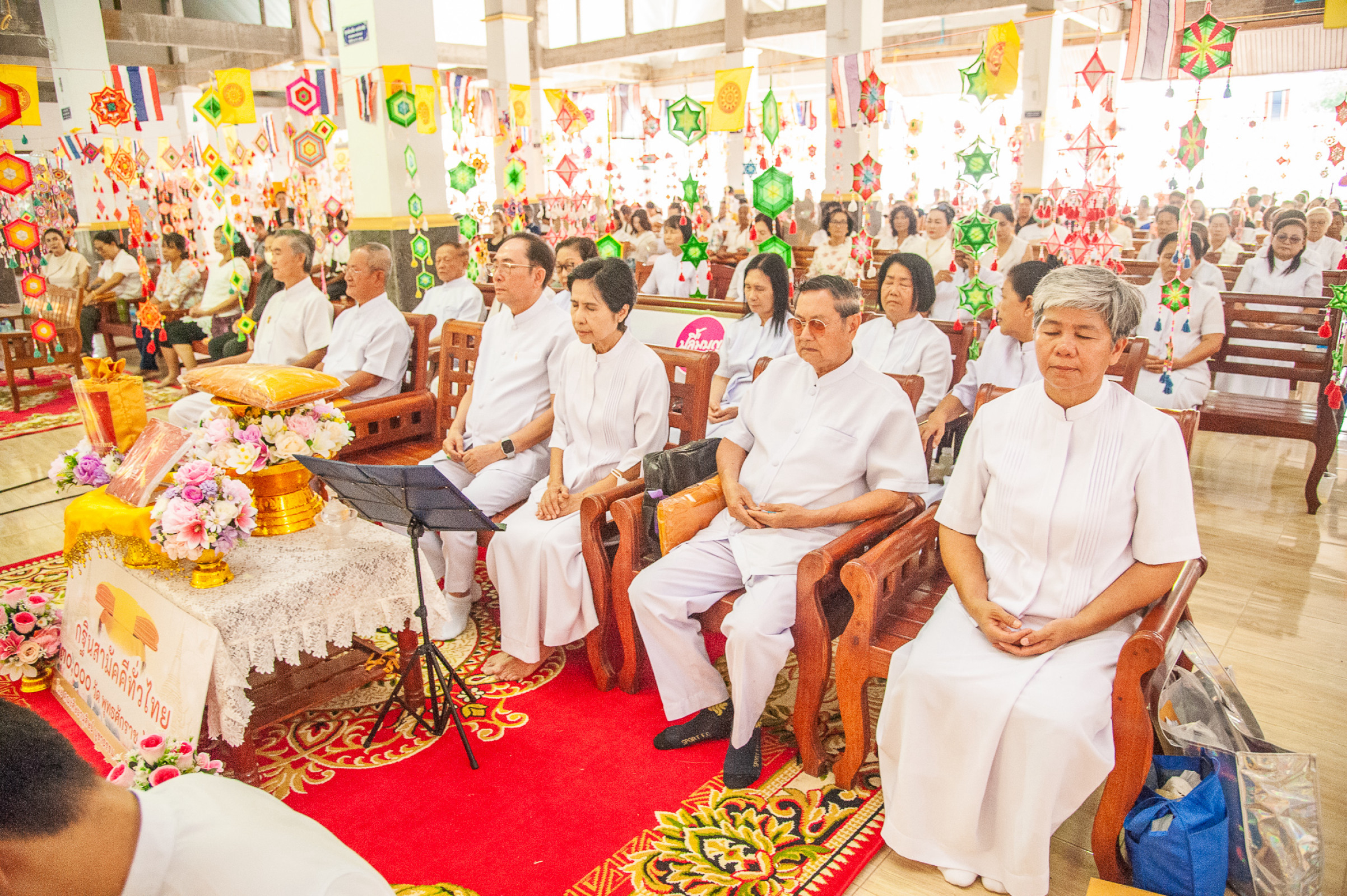 ภาพร่วมพิธีกรรมวัดบ้านเก่า