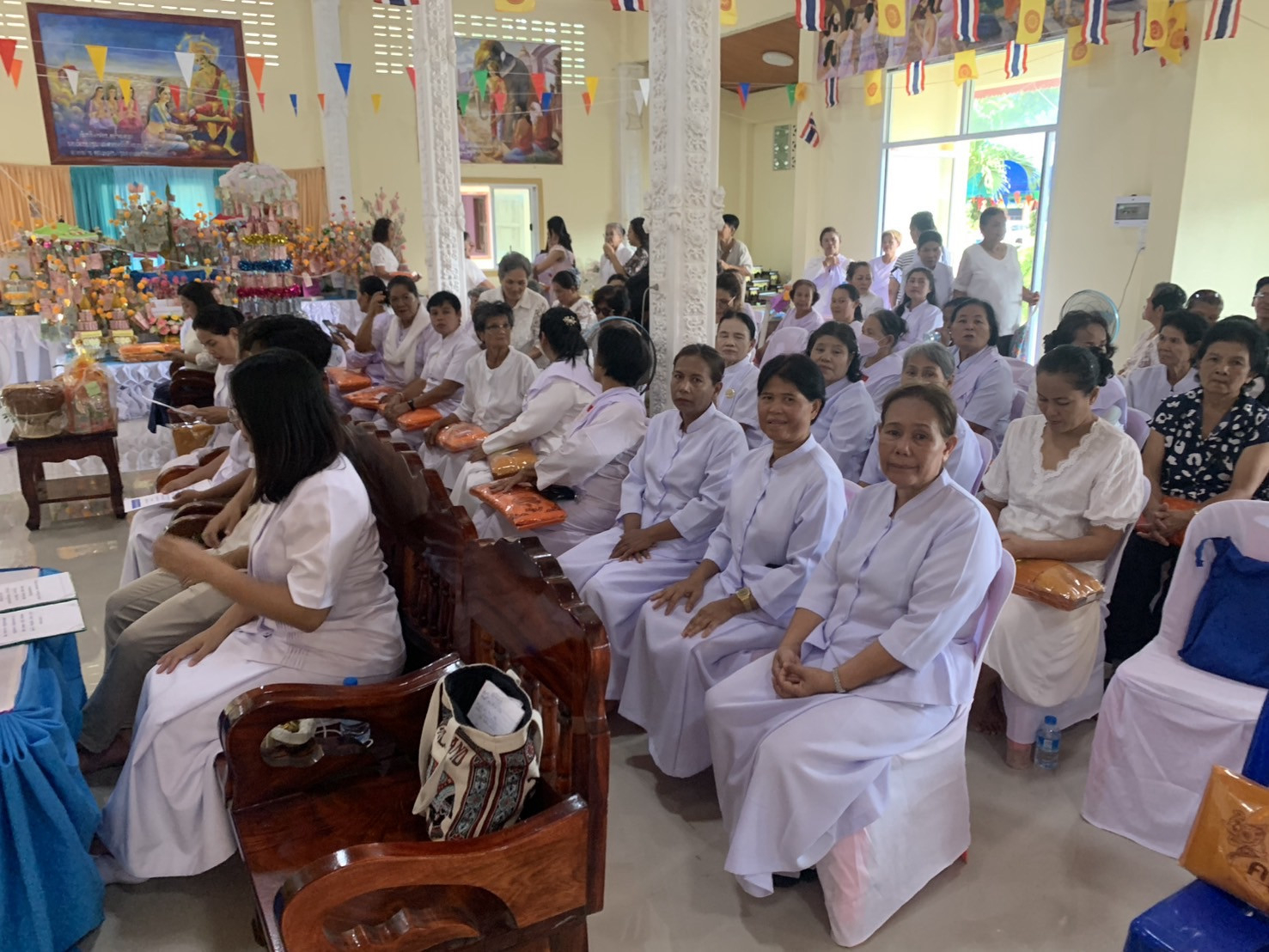 ภาพร่วมพิธีกรรมวัดวังทอง