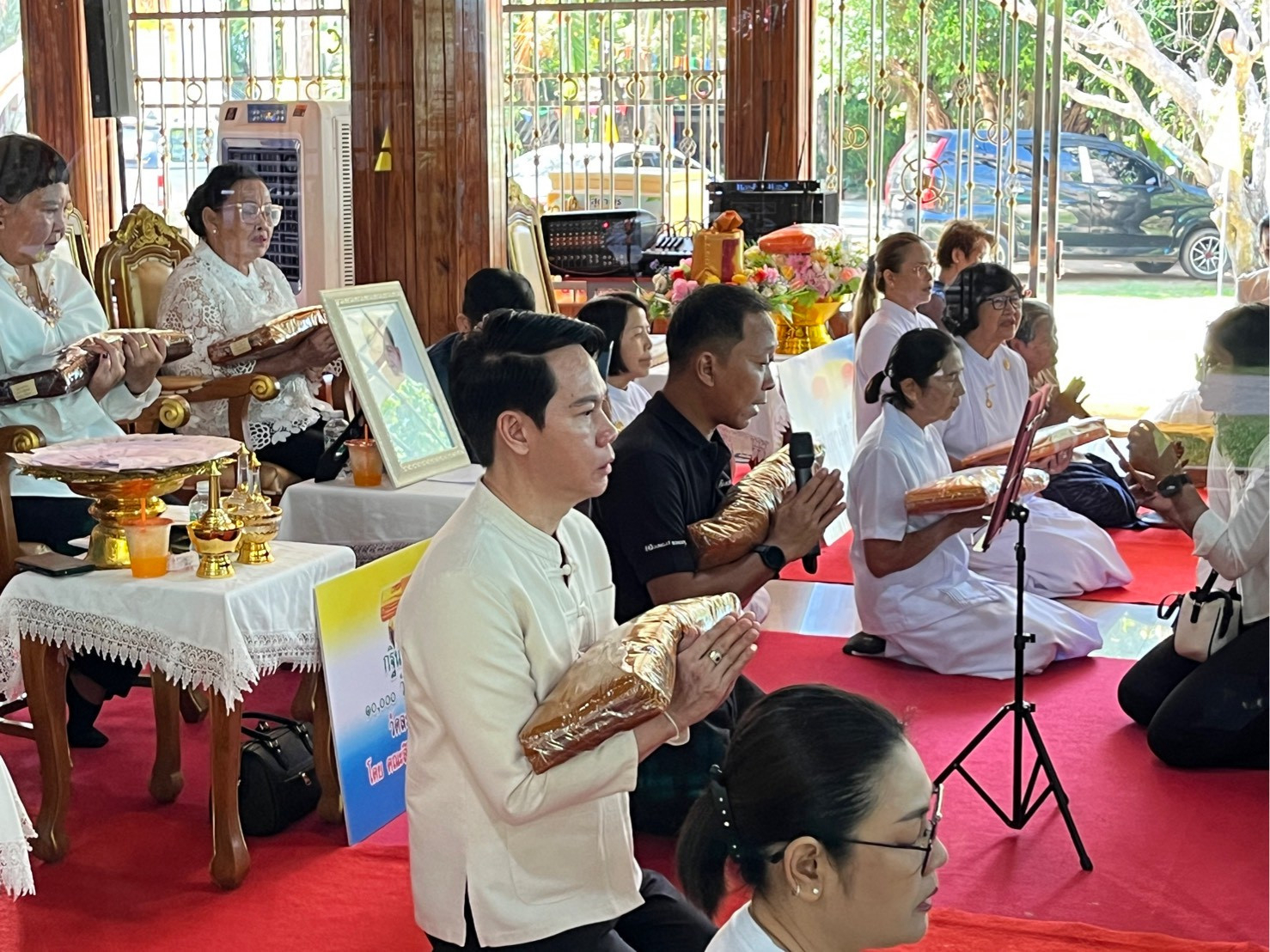 ภาพร่วมพิธีกรรมวัดนายมวนาราม