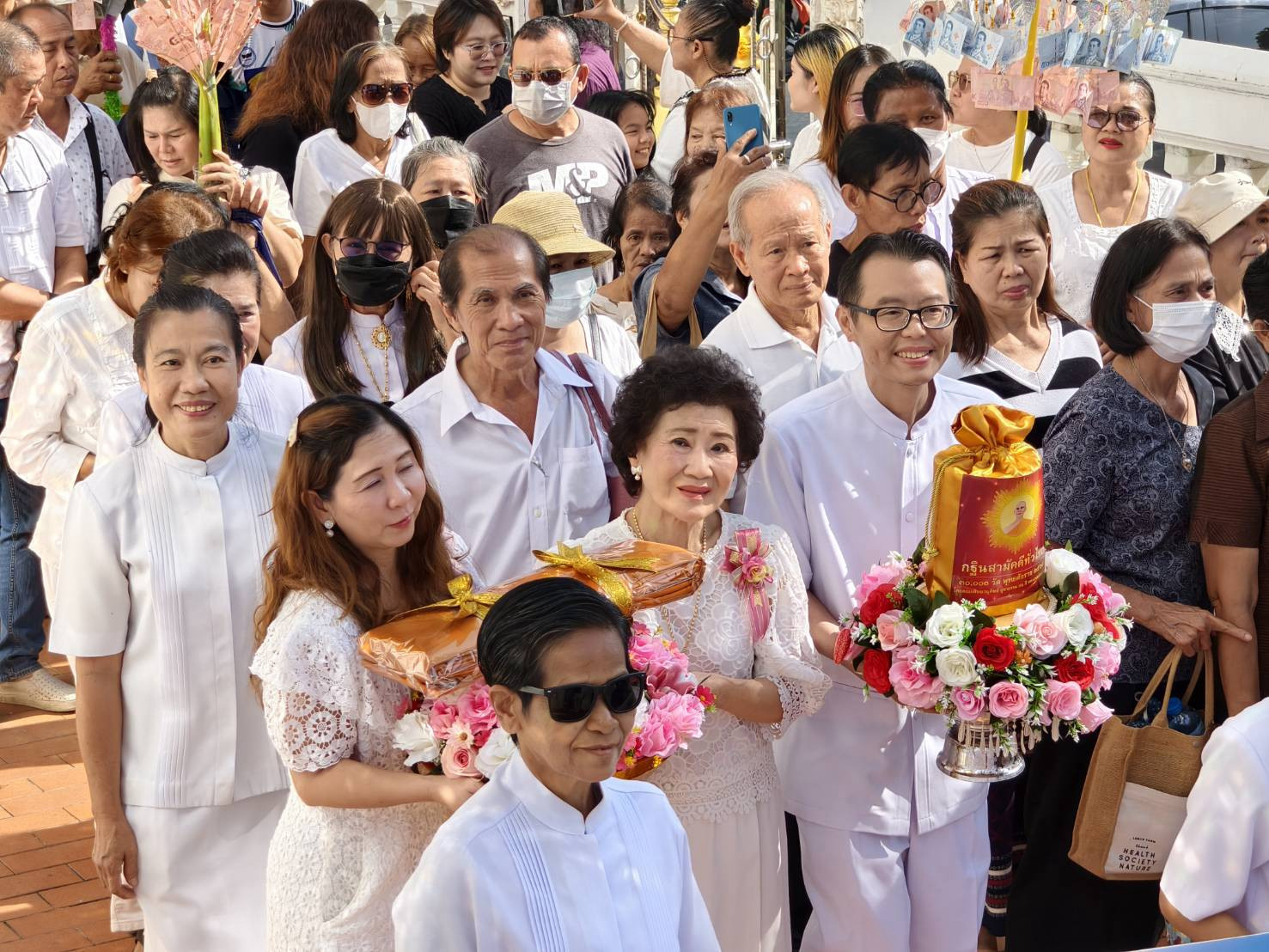 ภาพร่วมพิธีกรรมวัดบางโพธิ์ใน