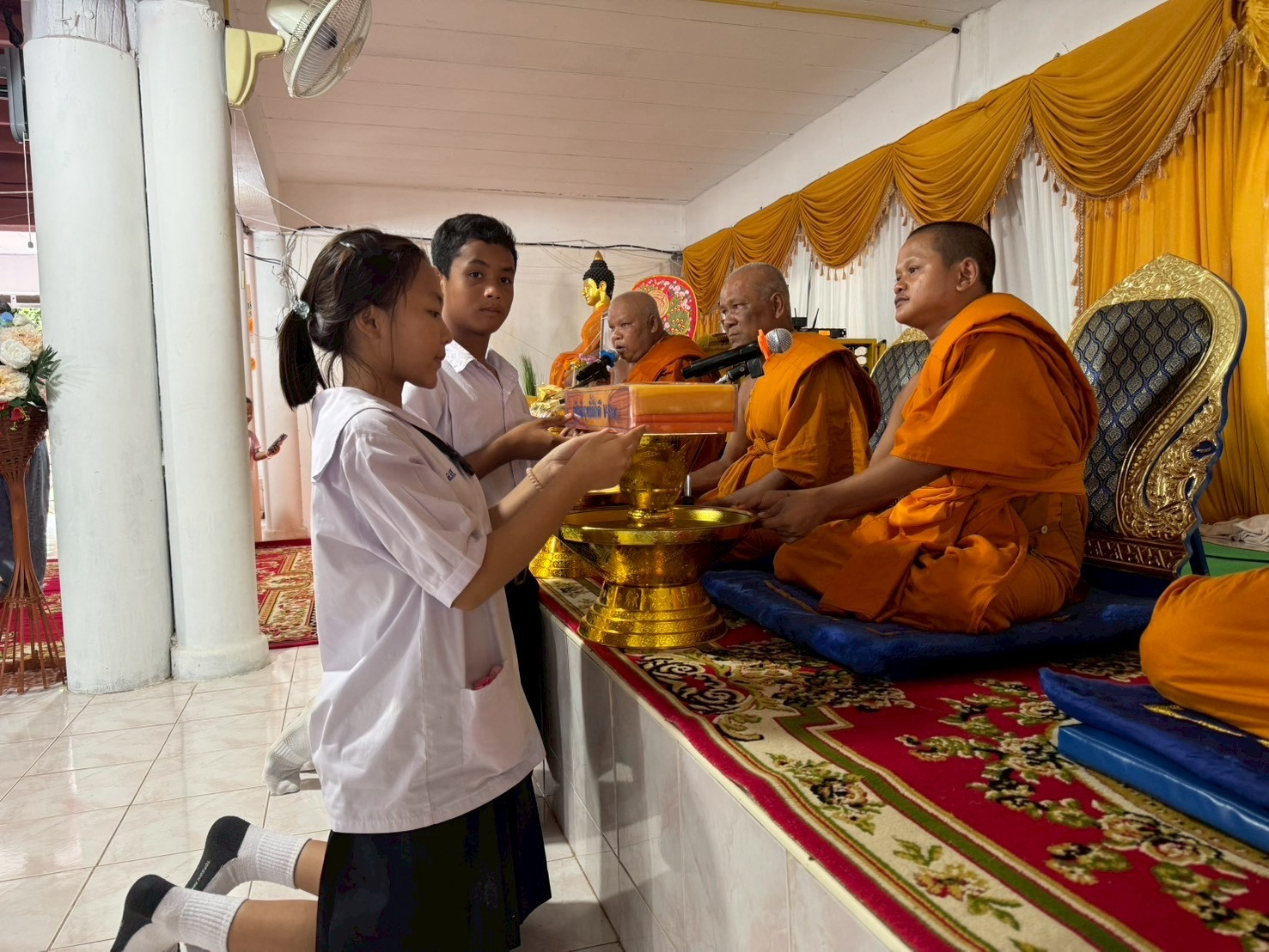 ภาพร่วมพิธีกรรมวัดอรัญญวาสี