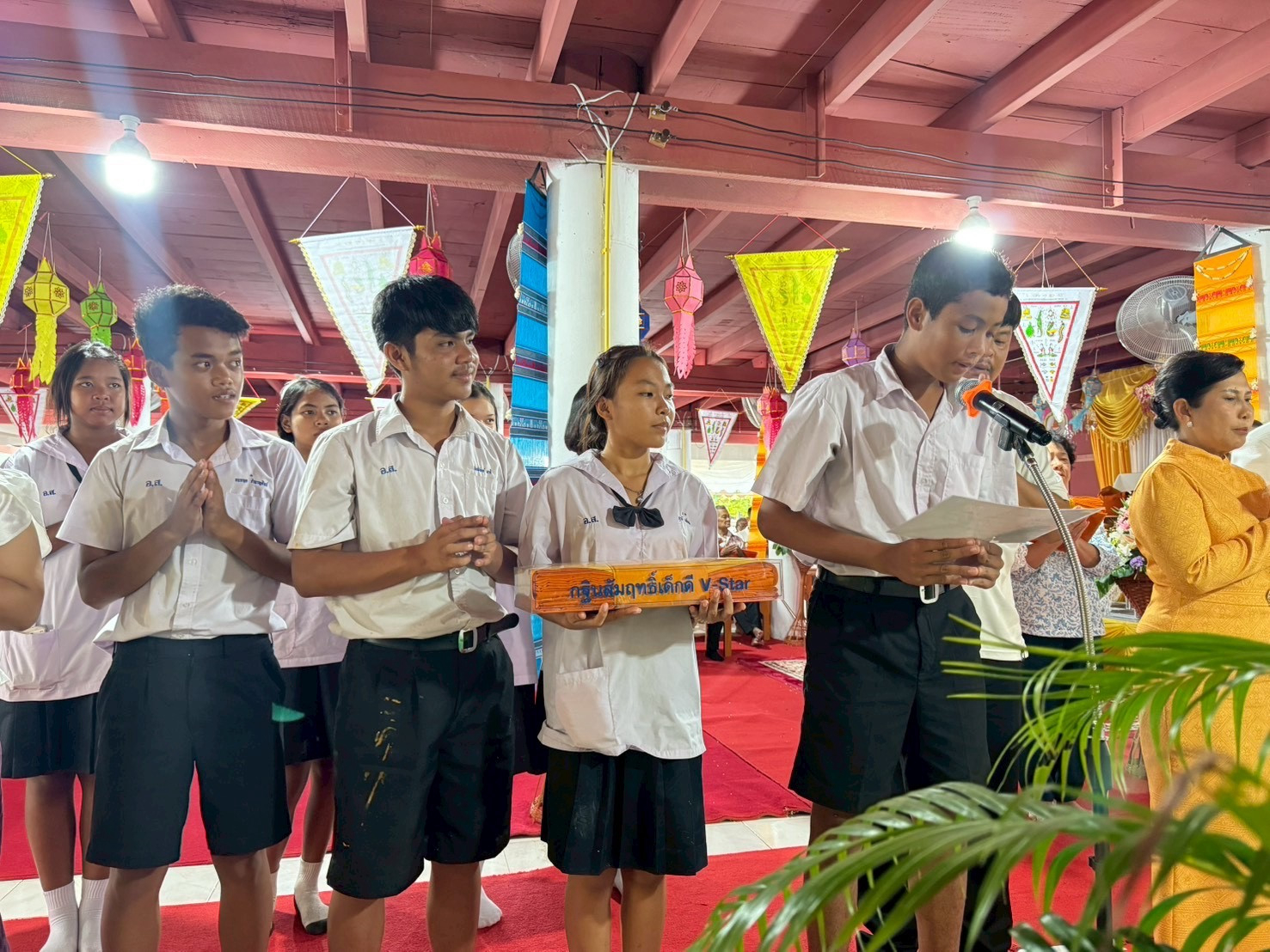 ภาพร่วมพิธีกรรมวัดอรัญญวาสี