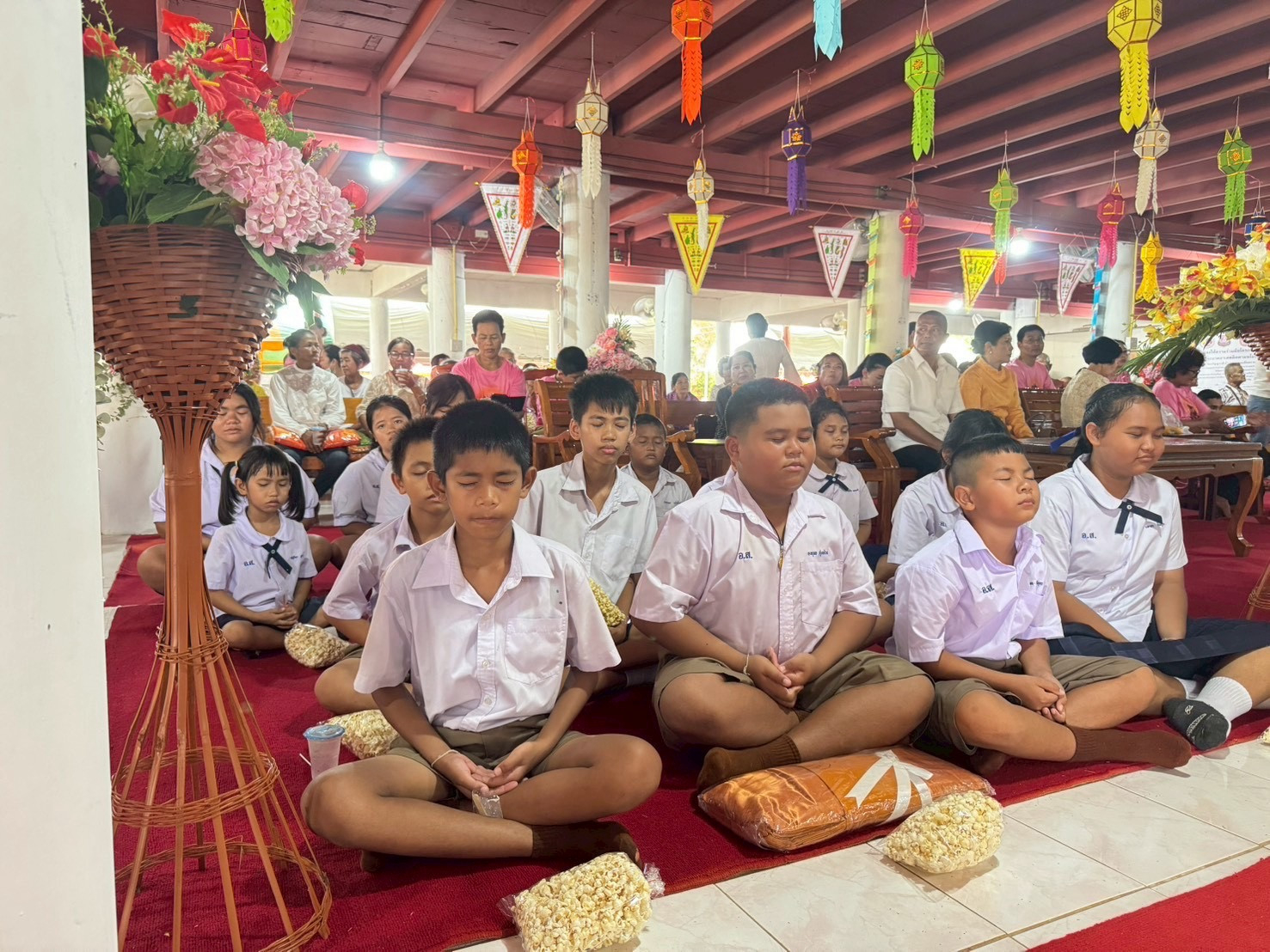 ภาพร่วมพิธีกรรมวัดอรัญญวาสี