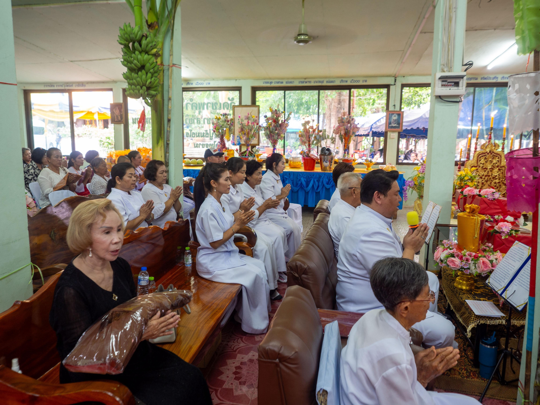 ภาพร่วมขบวนกฐินที่พักสงฆ์เขาพุคำ