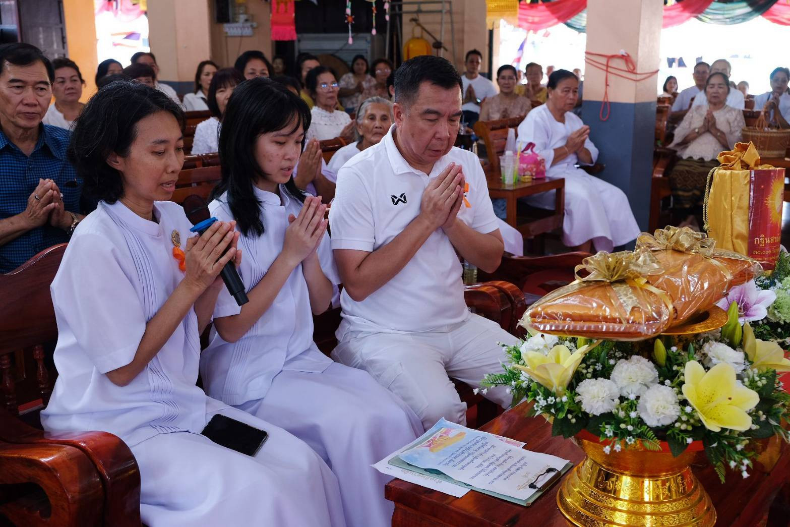 ภาพกล่าวคำถวายกฐินวัดหัวกระสังข์