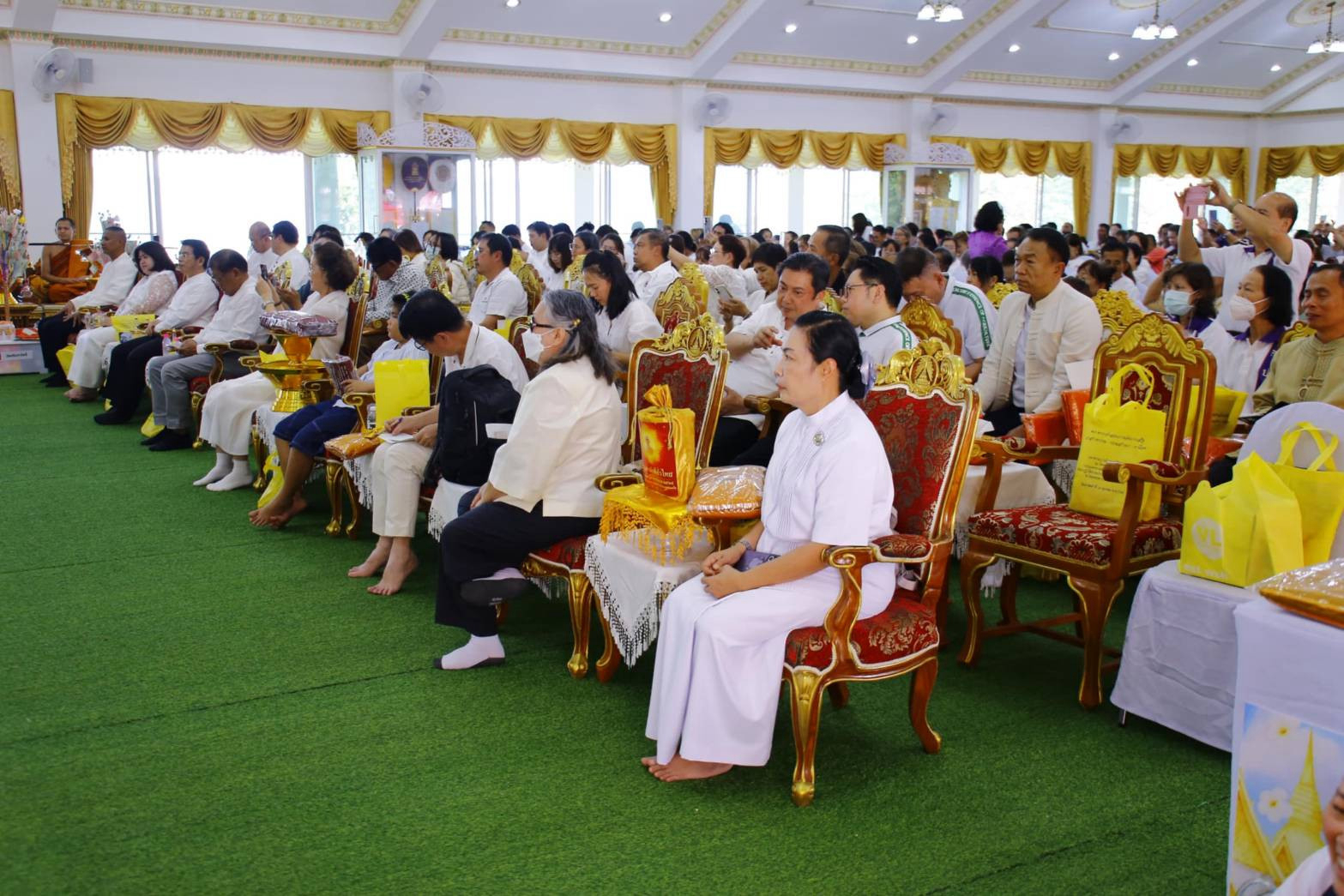 ภาพร่วมพิธีกรรมวัดพระธาตุดอยเวียงชัยมงคล
