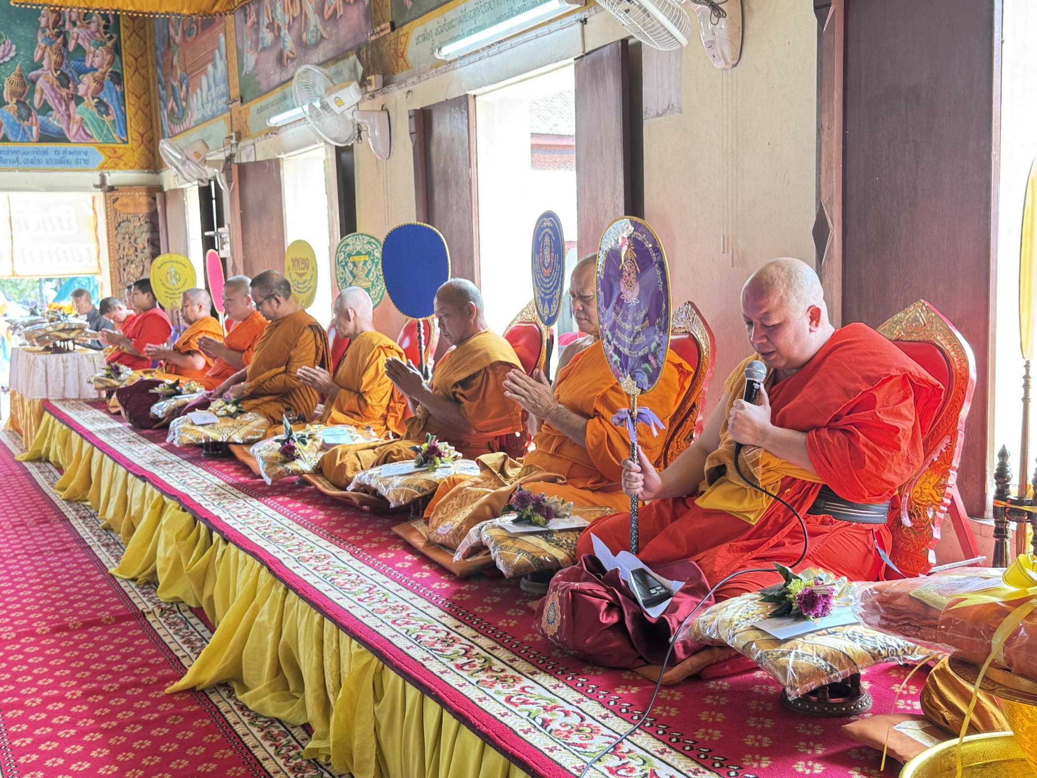 ภาพร่วมพิธีกรรมวัดนาแก้วตะวันตก