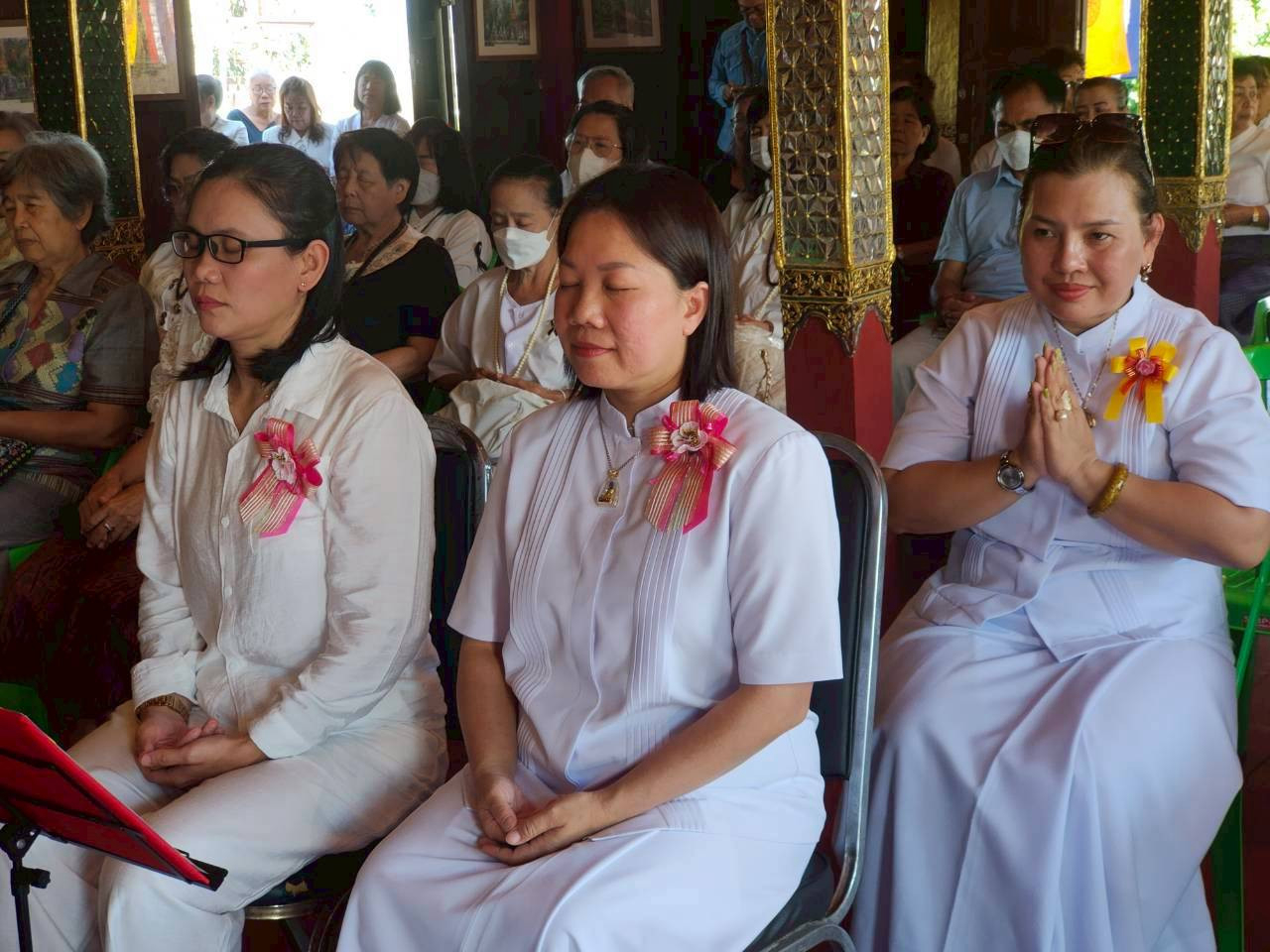 ภาพร่วมพิธีกรรมวัดม่อนจำศีล