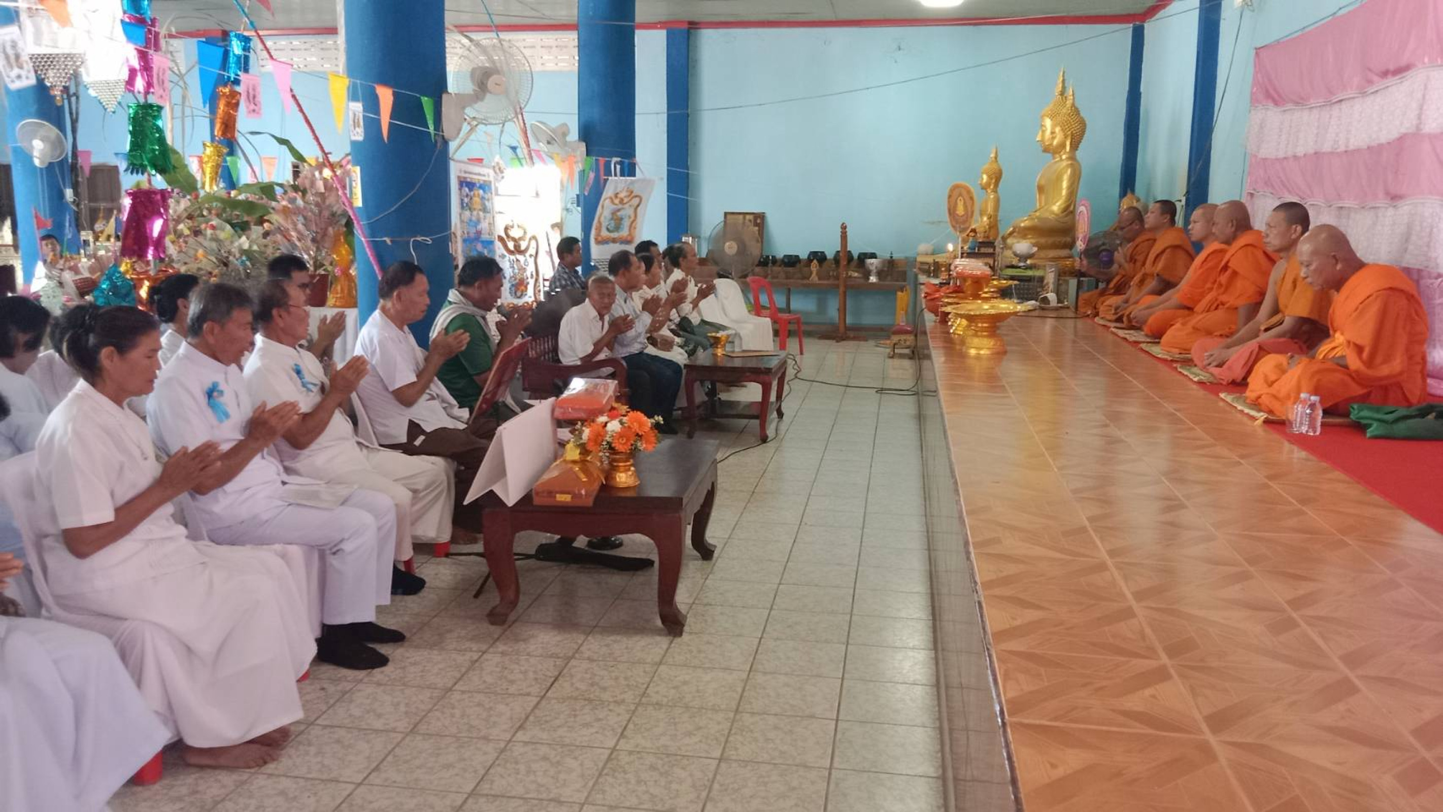 ภาพร่วมพิธีกรรมวัดใหม่มงคลทุ่งกระทั่ง