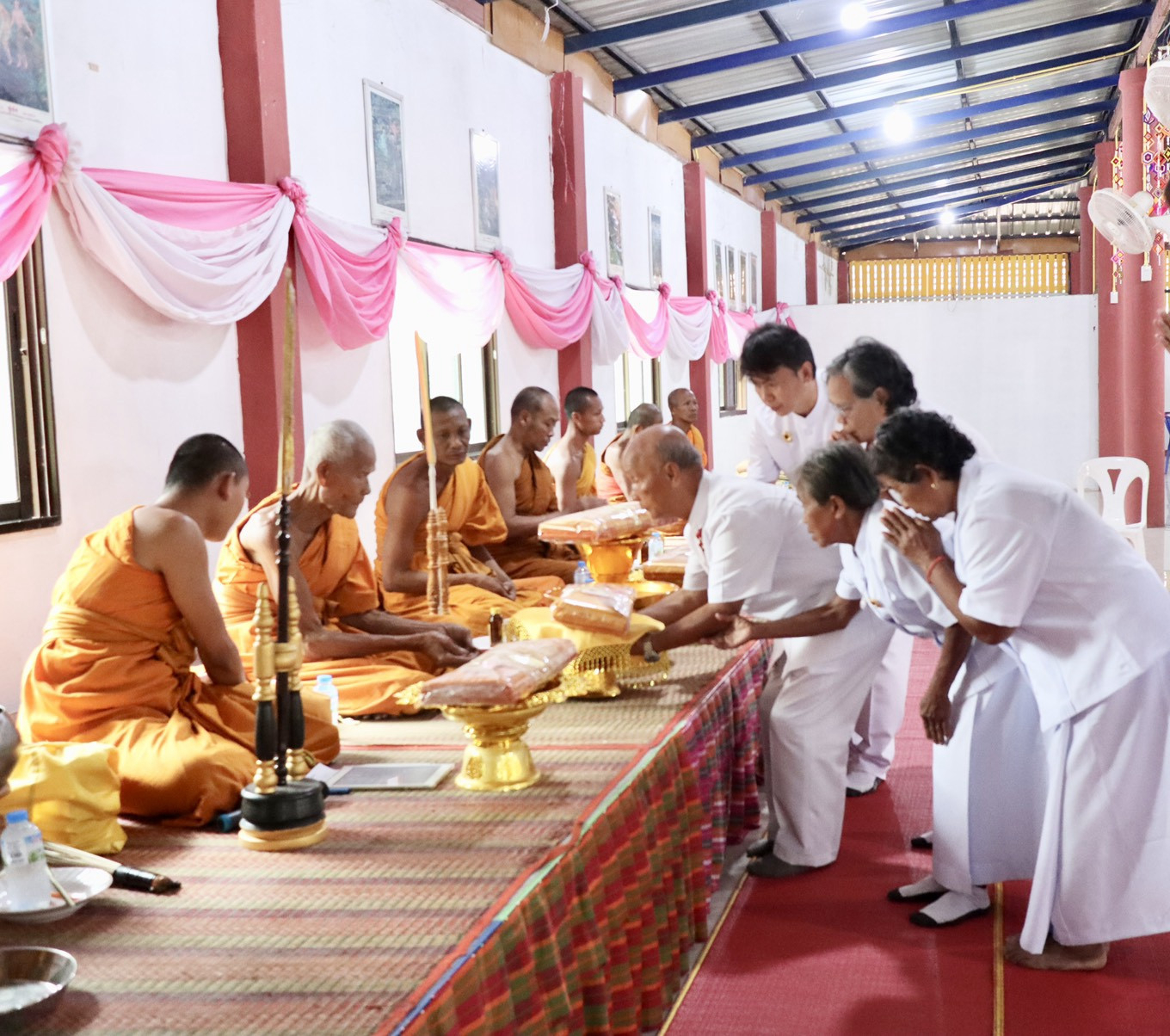 ภาพร่วมขบวนกฐินวัดโคกเฟือง