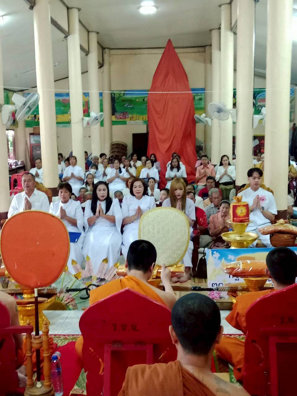 ภาพร่วมพิธีกรรมวัดอัมพวัน