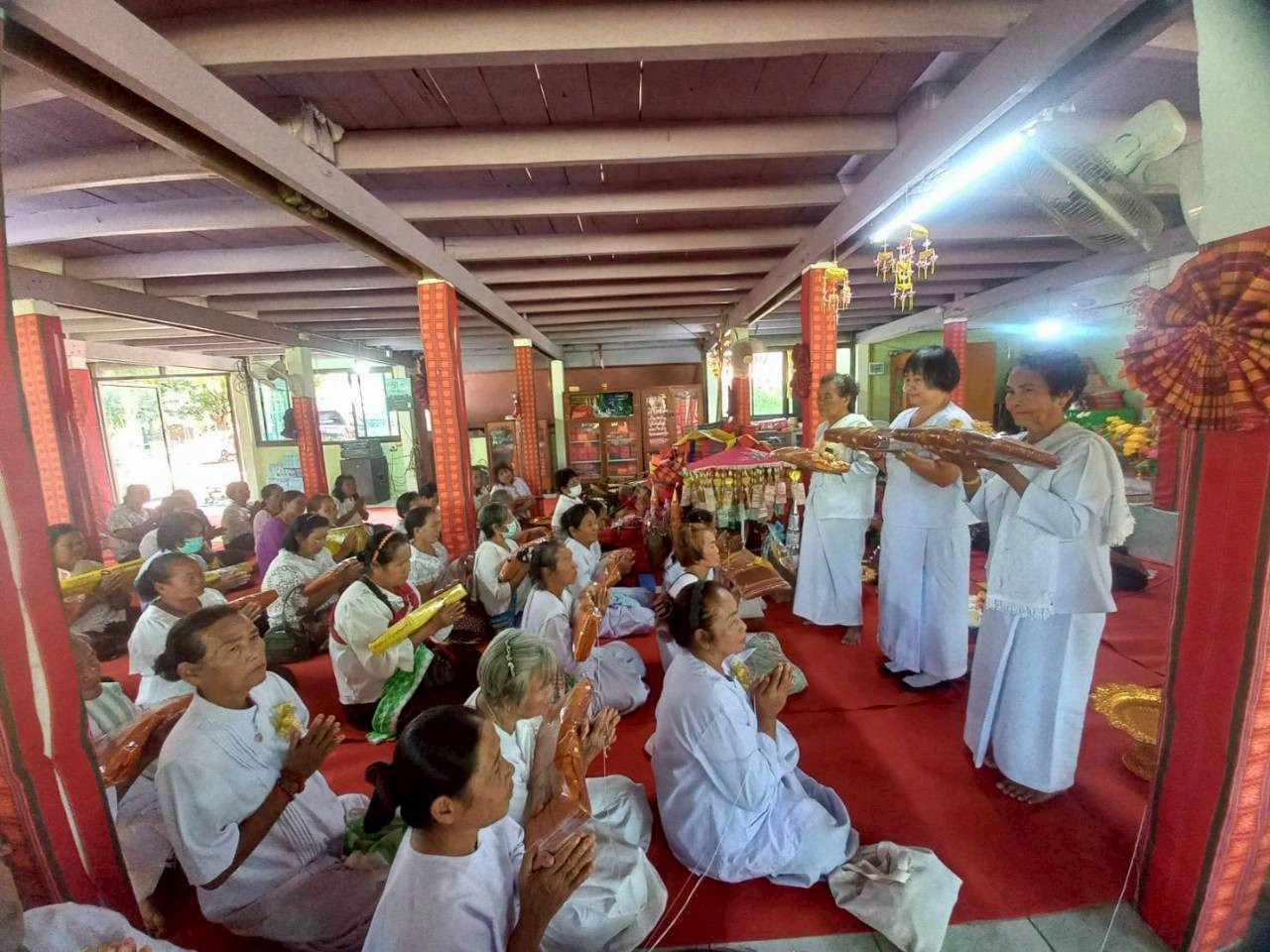 ภาพร่วมพิธีกรรมวัดสว่างคงคาคำป่าหว่าน