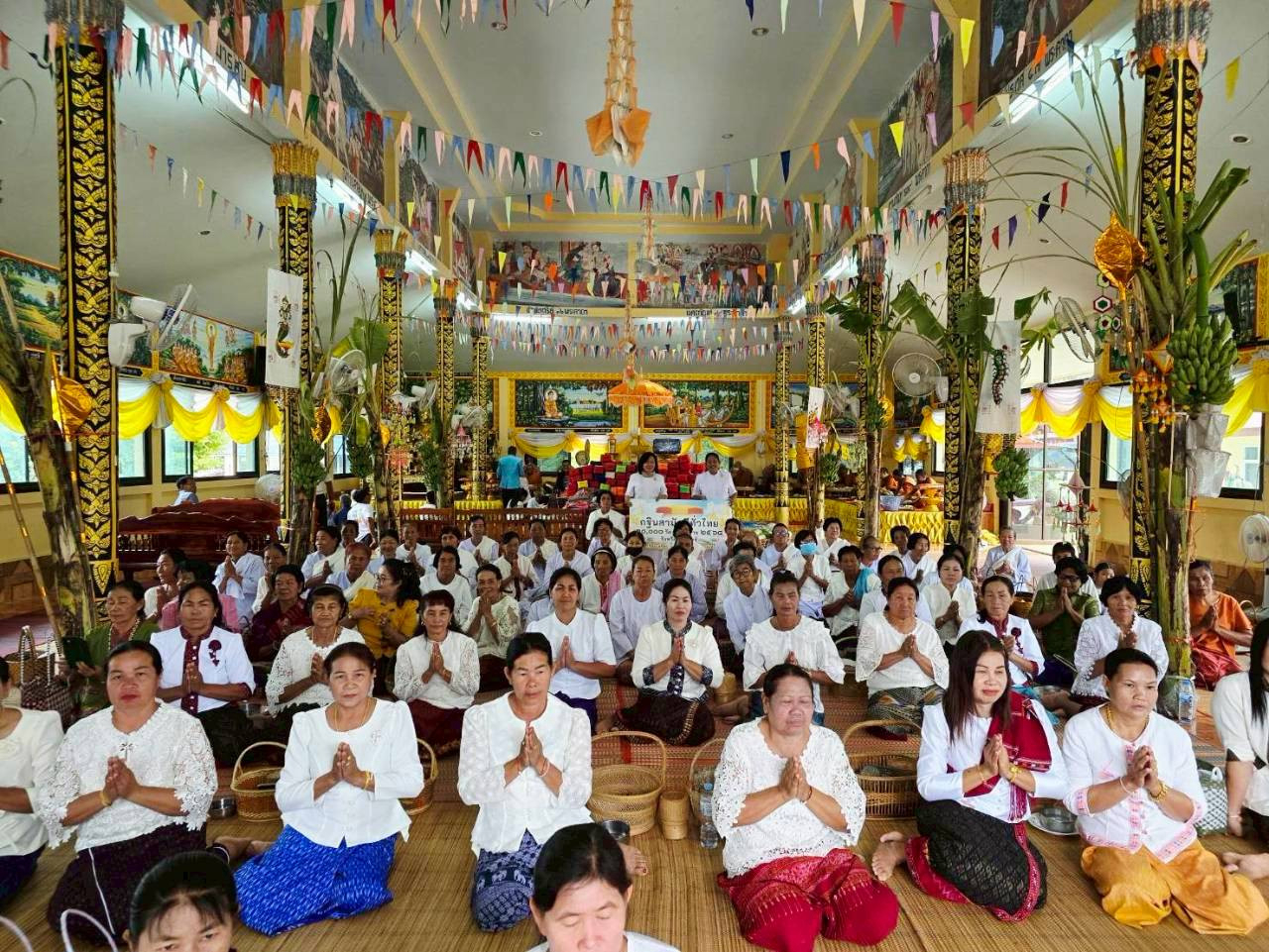 ภาพร่วมพิธีกรรมวัดศรีสมสนุกบ้านคุย