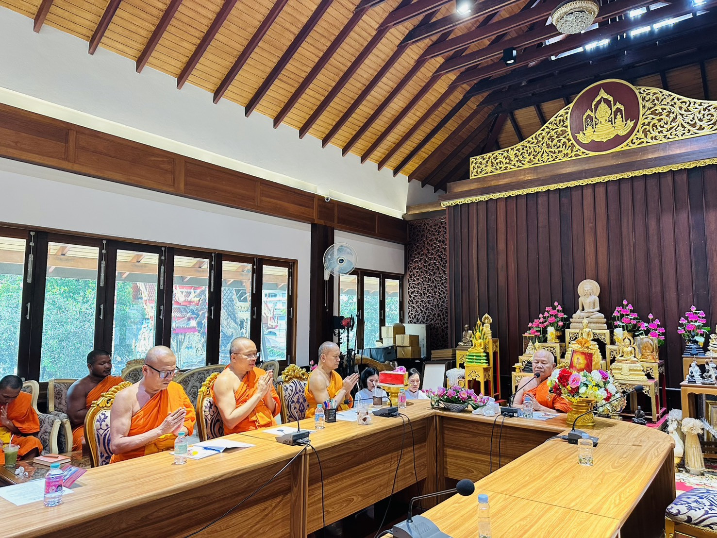 ภาพร่วมพิธีกรรมวัดนาคปรก