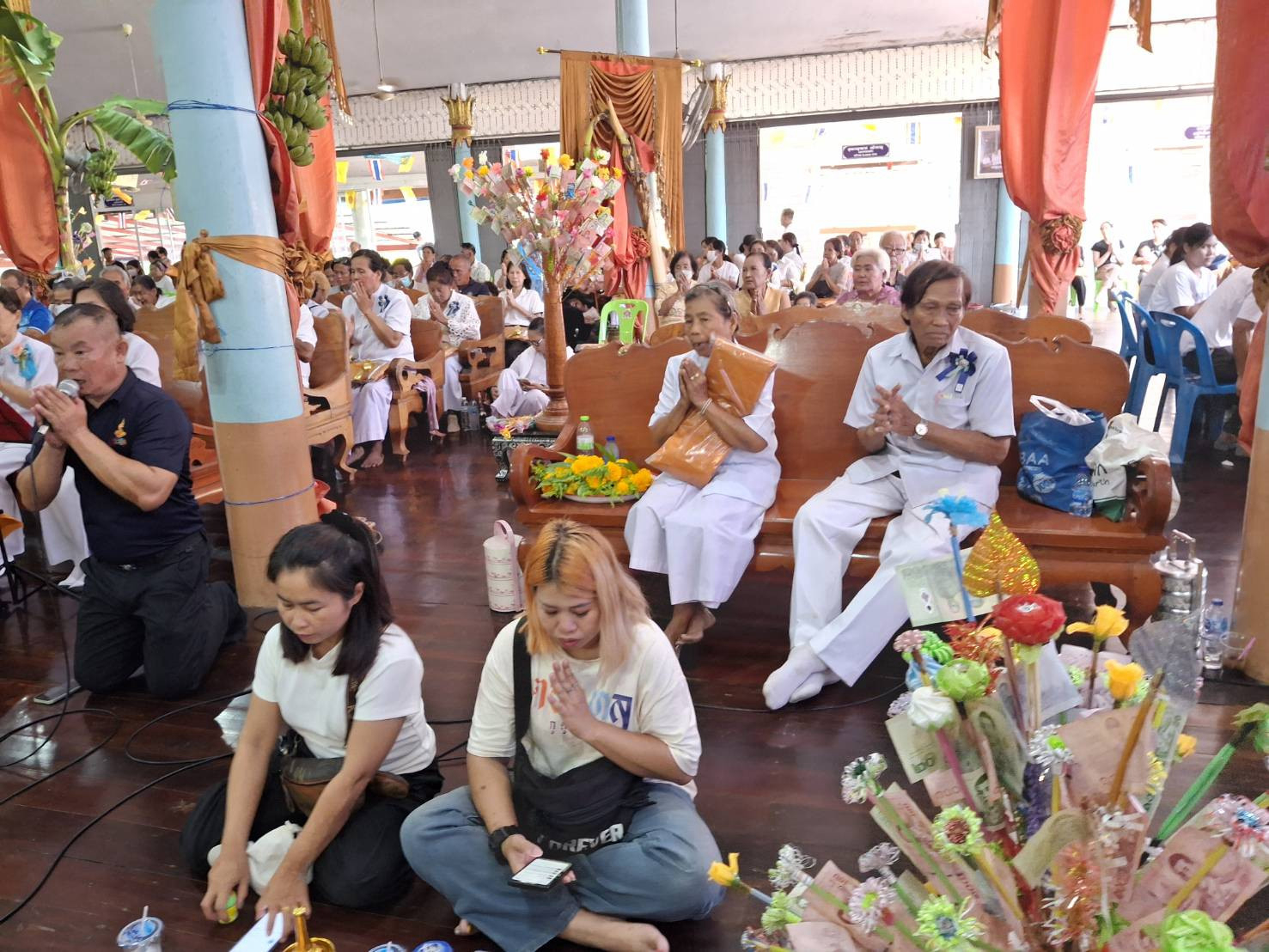 ภาพร่วมพิธีกรรมวัดกร่างสามยอด