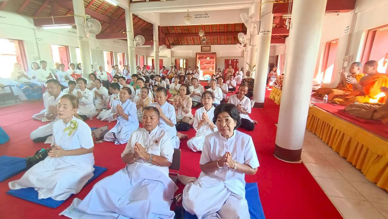 ภาพร่วมพิธีกรรมวัดนาแก