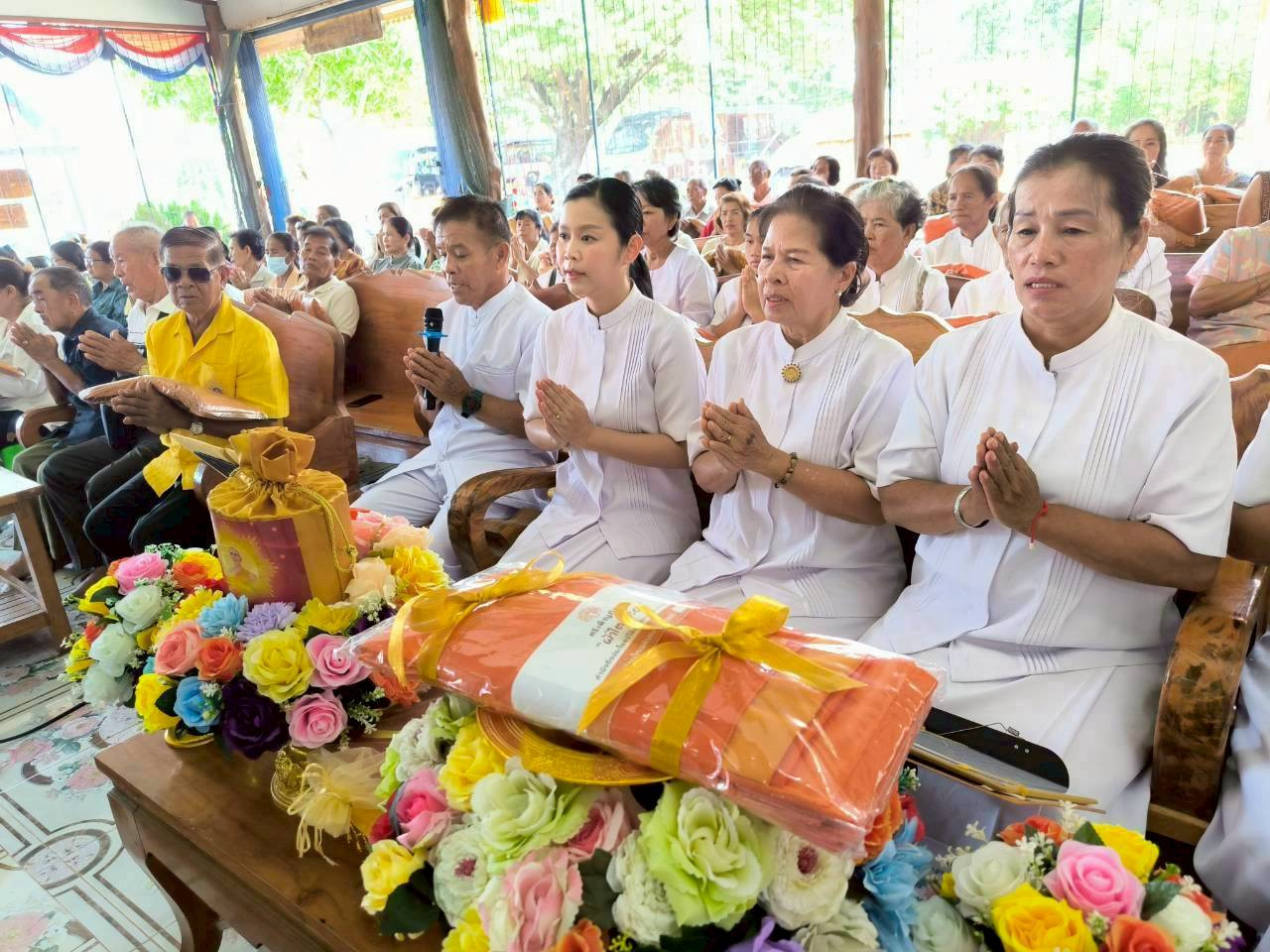 ภาพร่วมพิธีกรรมวัดคลองน้ำเย็น