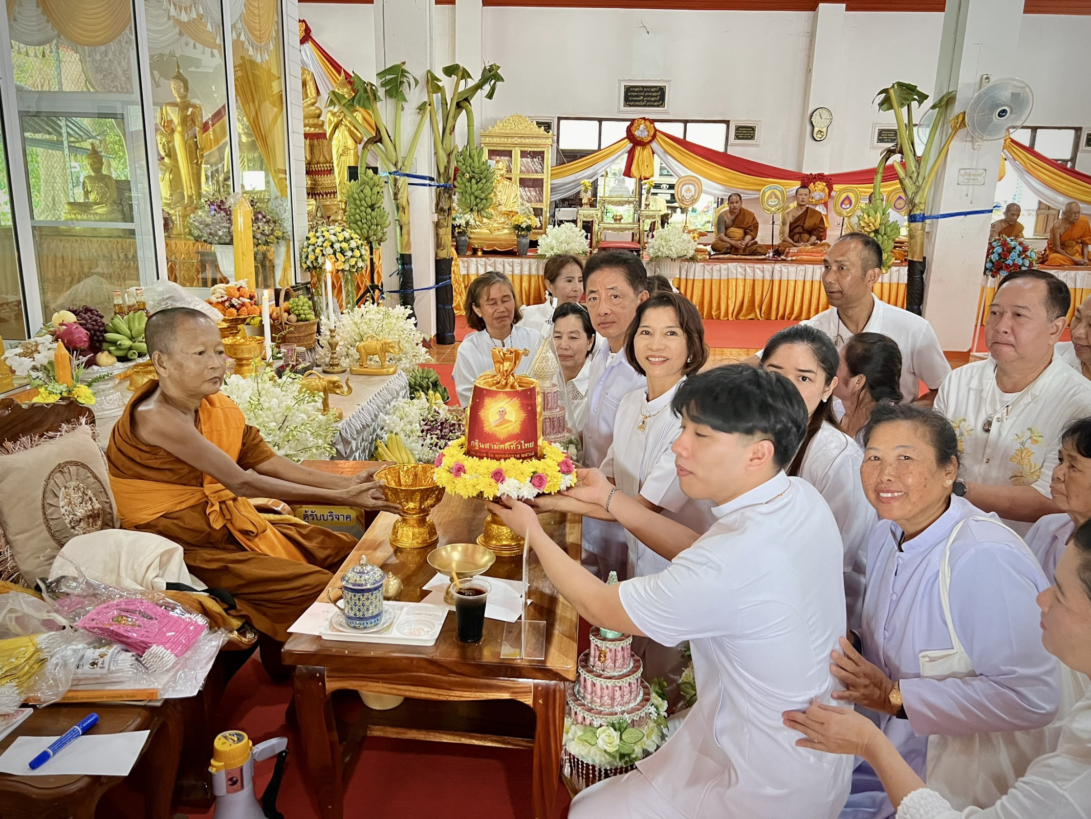 ภาพการถวายปัจจัยวัดเวฬุวันคีรีวงศ์