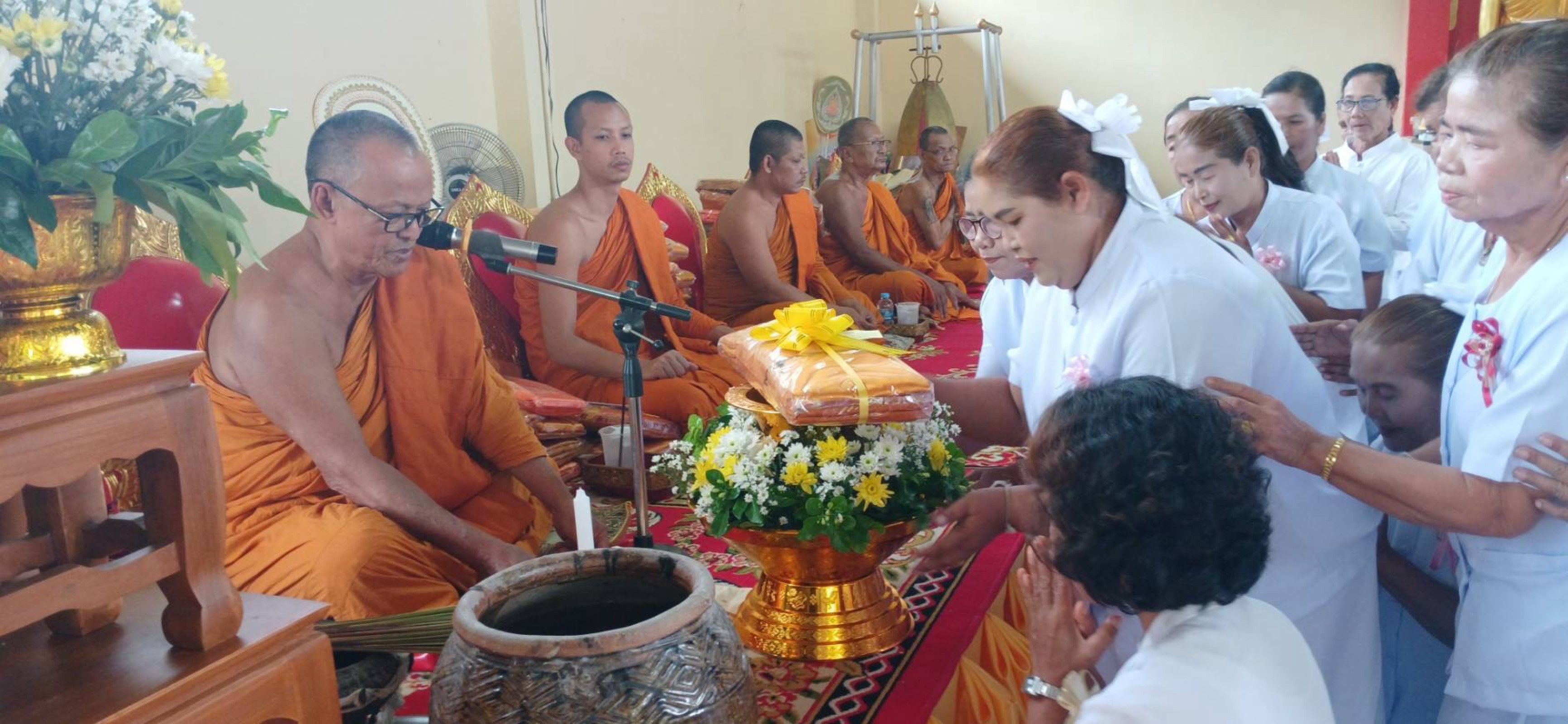 ภาพร่วมพิธีกรรมสำนักสงฆ์บ้านบางเตียว