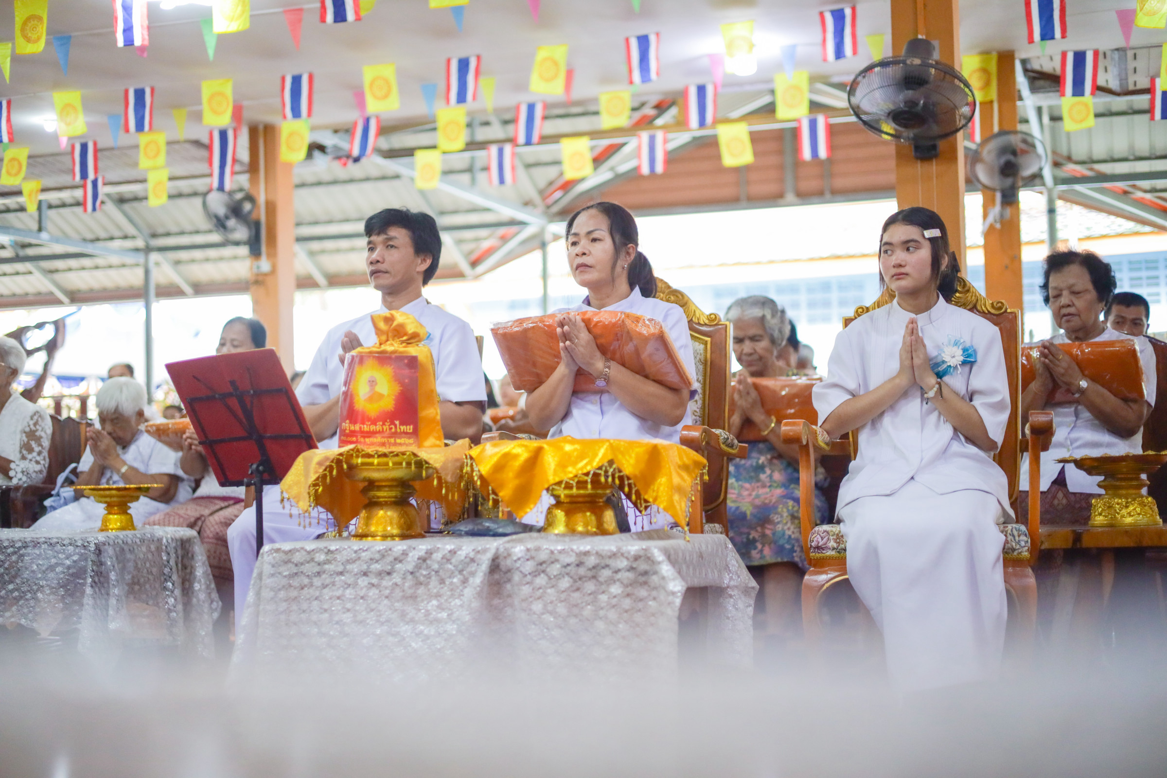 ภาพร่วมพิธีกรรมวัดโพธาราม
