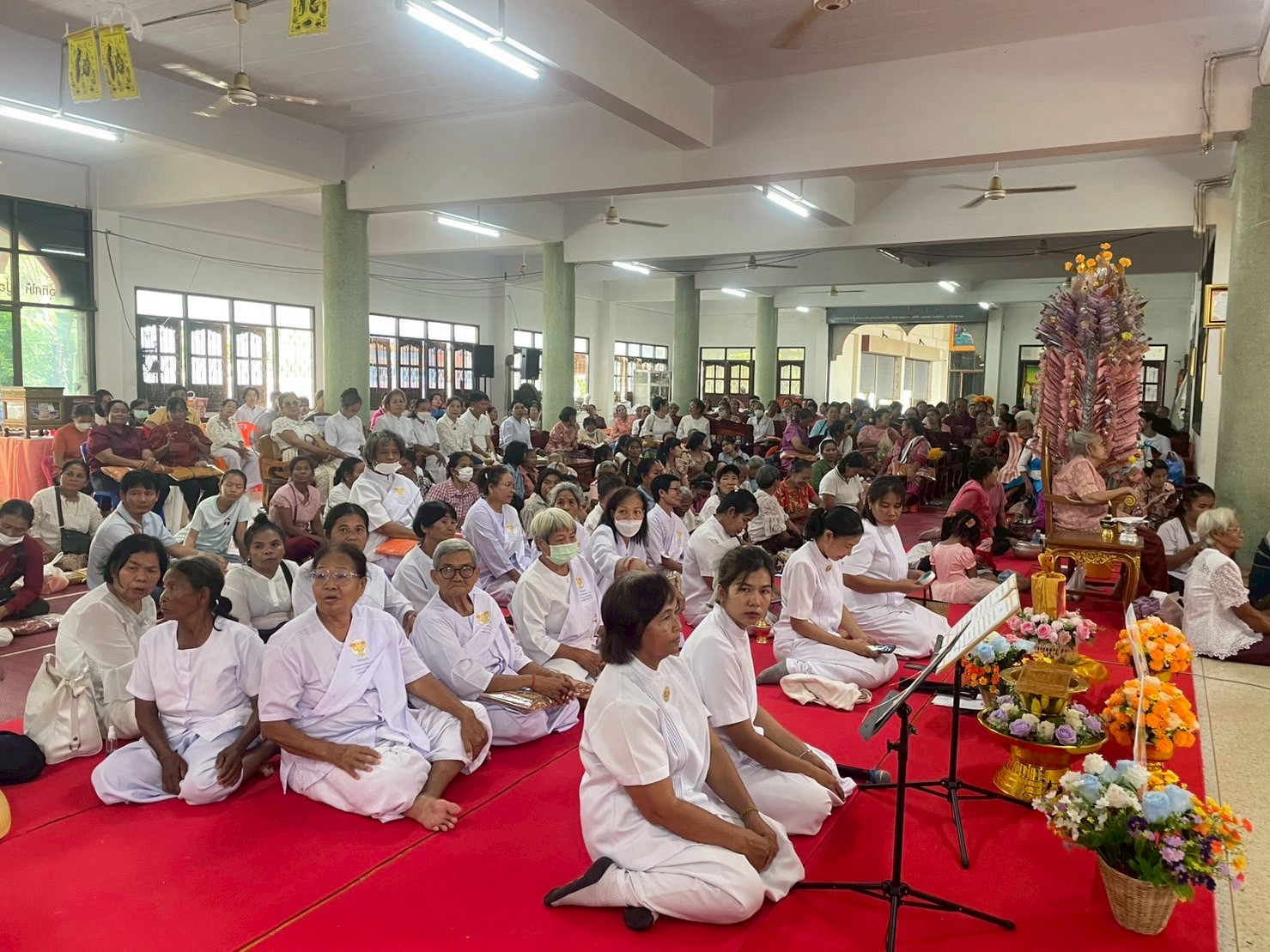 ภาพร่วมพิธีกรรมวัดบ้านขี้ตุ่น