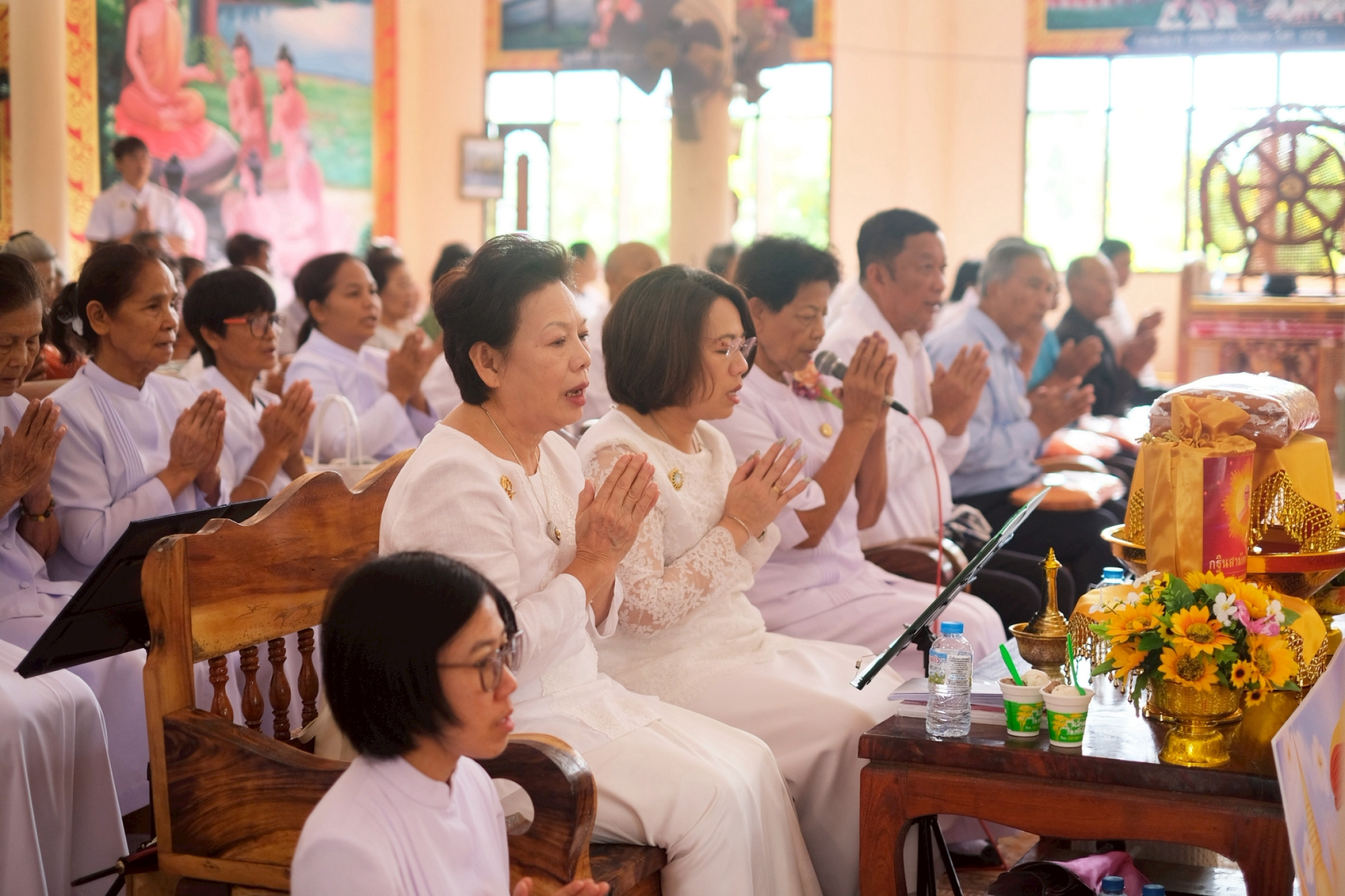 ภาพร่วมพิธีกรรมวัดชลประทาน