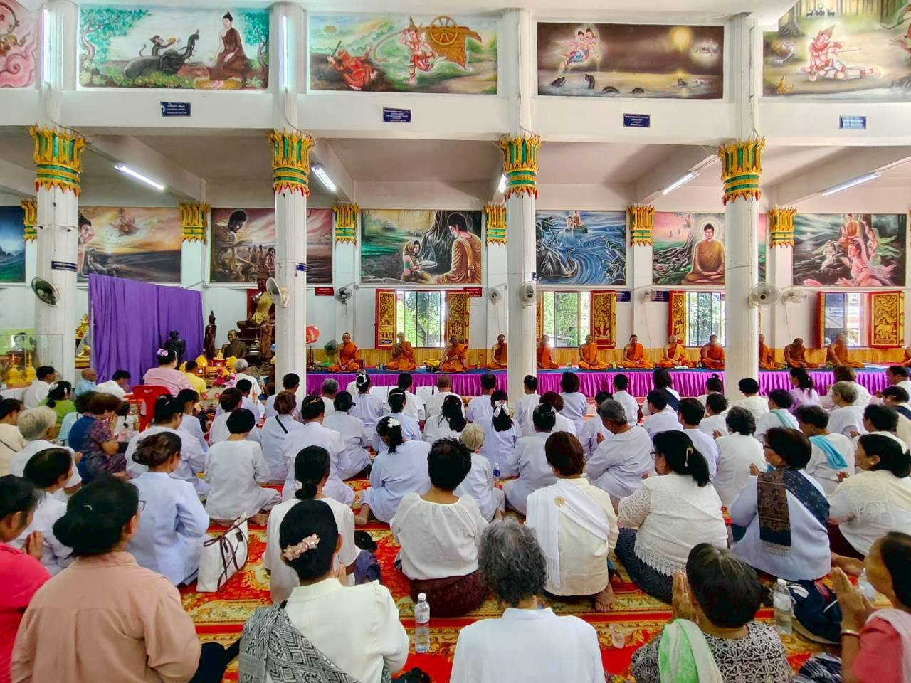 ภาพร่วมพิธีกรรมวัดทิพย์ศรีปัญญา