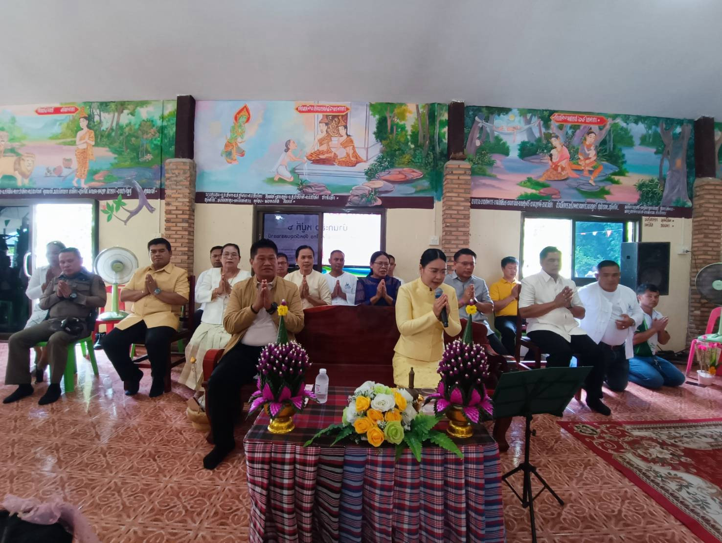 ภาพร่วมพิธีกรรมวัดเสนาสนาราม (บ้านกะลึง)