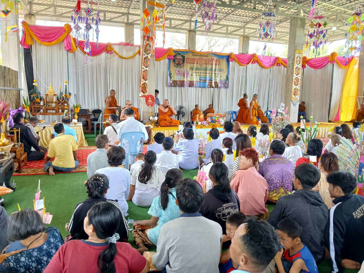 ภาพร่วมพิธีกรรมวัดชะอี้สุวิมลธรรมาราม