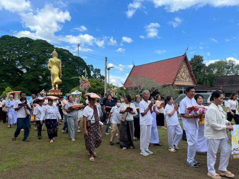ภาพร่วมขบวนกฐินวัดท่าทุ่งนาฤทธาราม